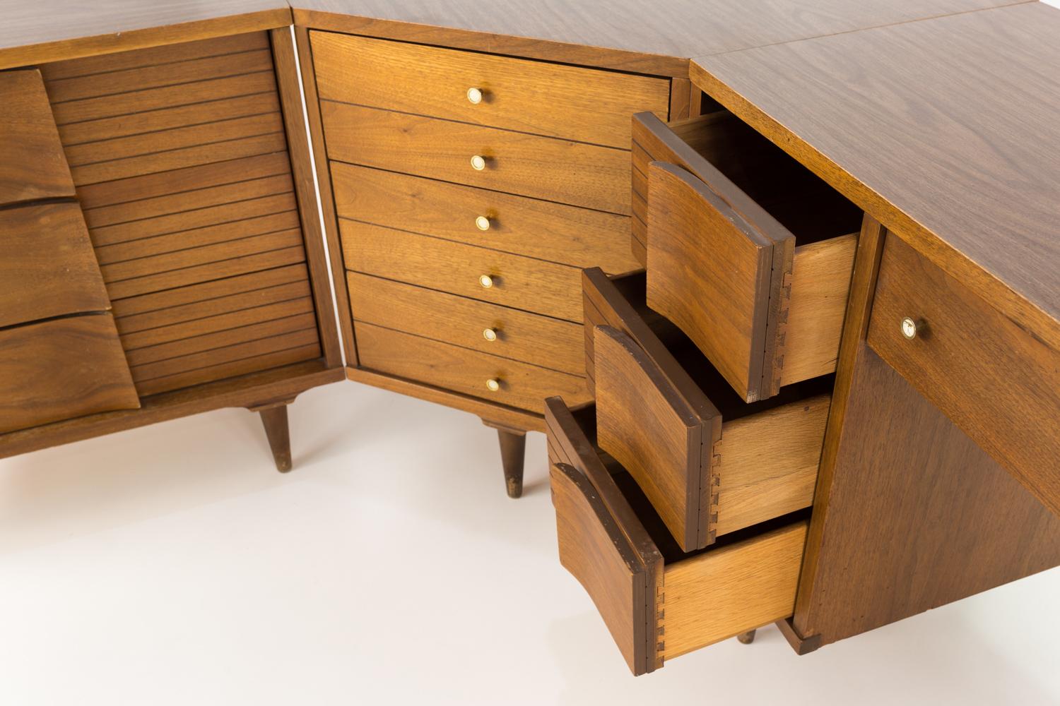 Johnson Carper Mid Century Walnut and Formica 4 Piece Corner Dresser Desk 2