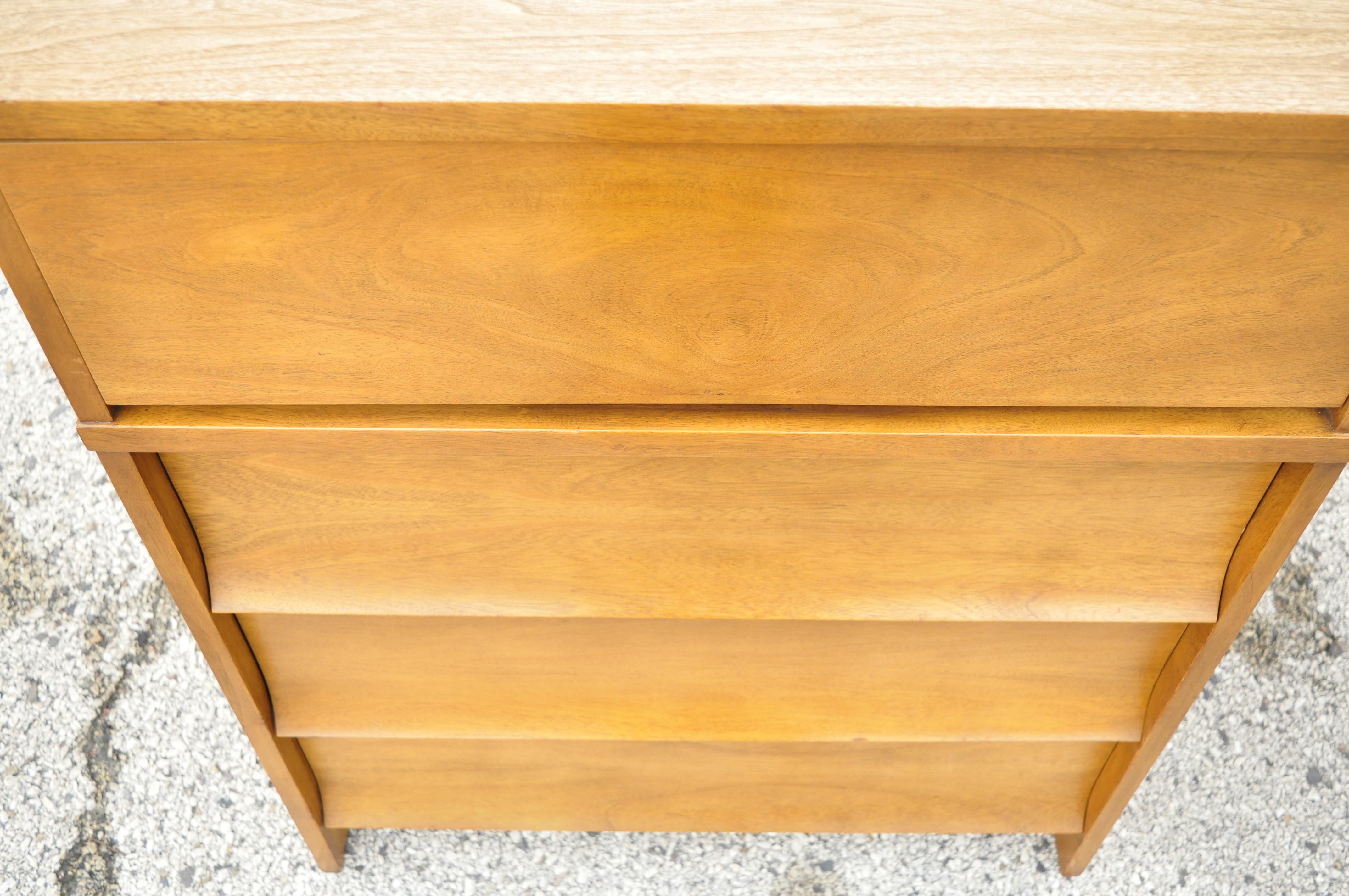Johnson Carper Mid Century Walnut Formica Top 4 Drawer Chest Dresser Highboy In Good Condition For Sale In Philadelphia, PA