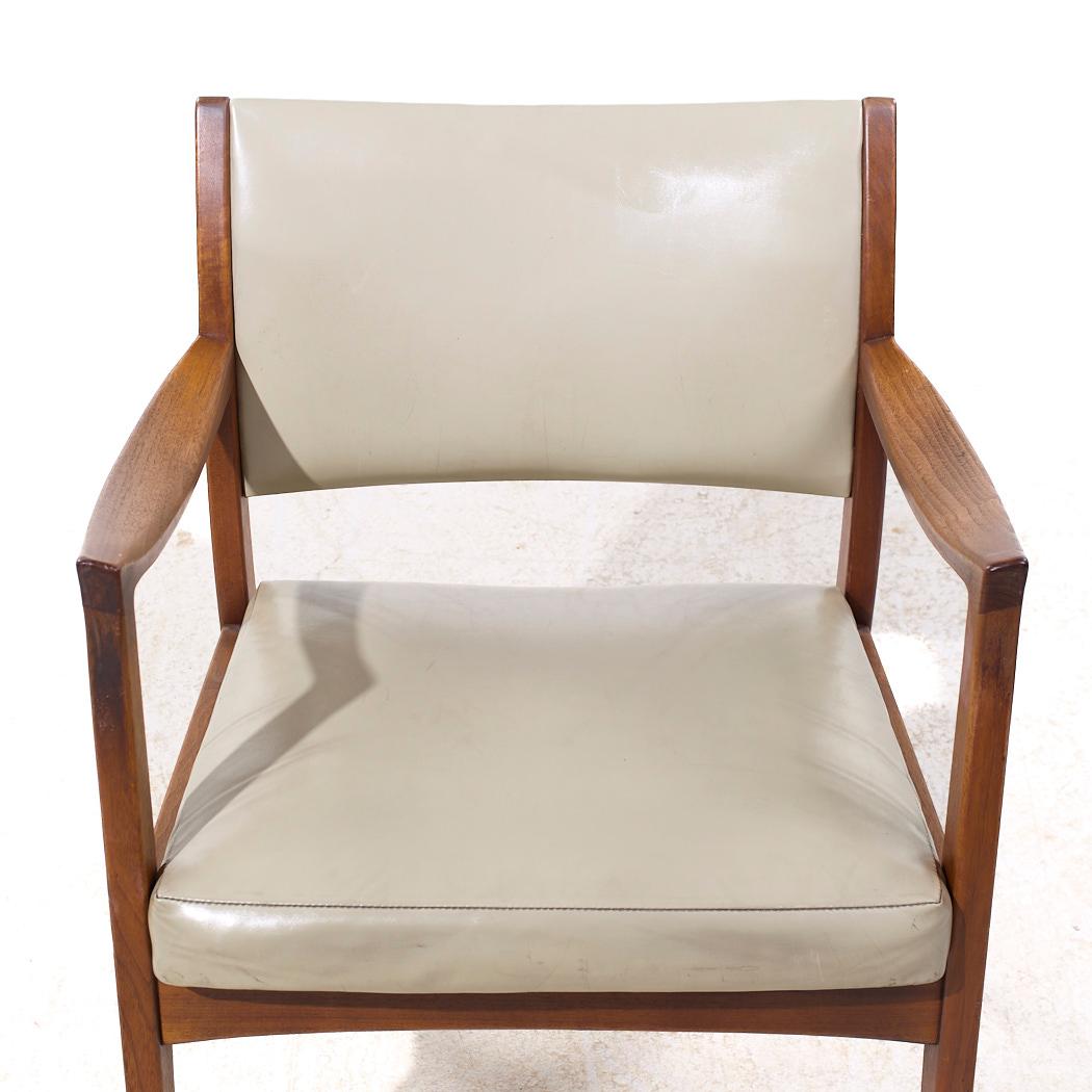 Johnson Chair Co Mid Century Walnut Arm Chairs - Pair For Sale 5