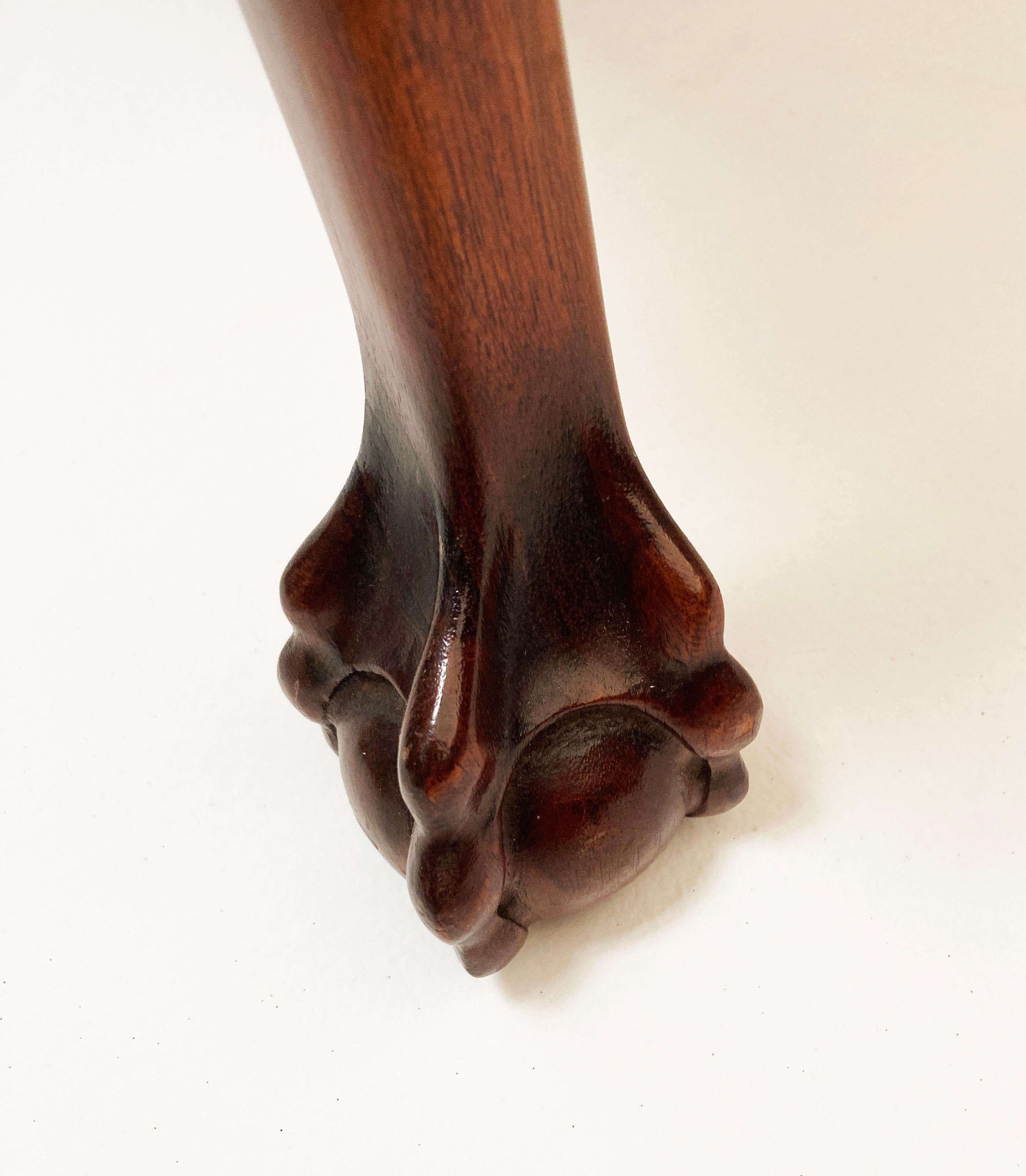 Johnson Furniture Company Escritorio de caoba Chippendale en venta 5