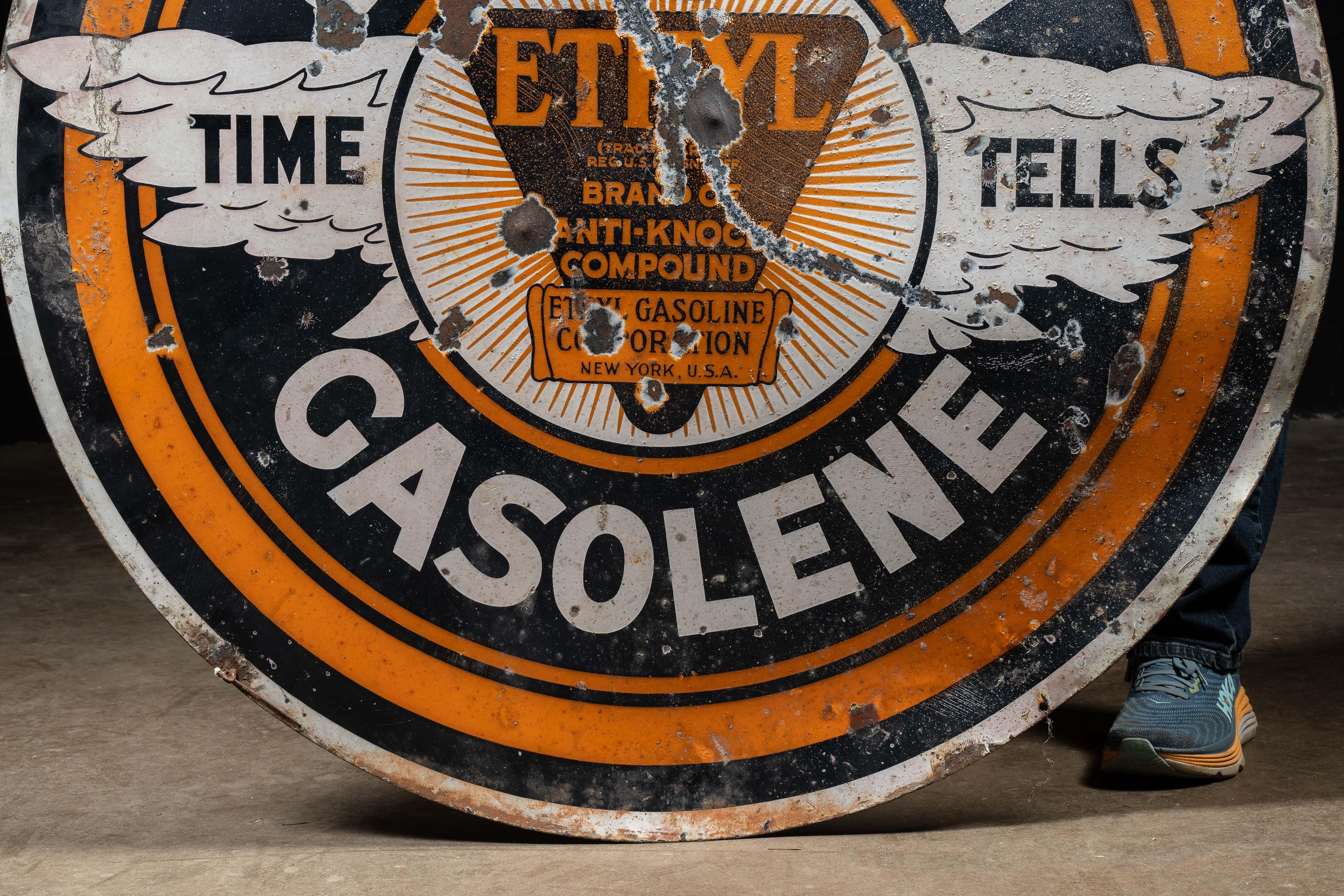 Cartel de porcelana de doble cara Johnson Motor Oil Metal en venta