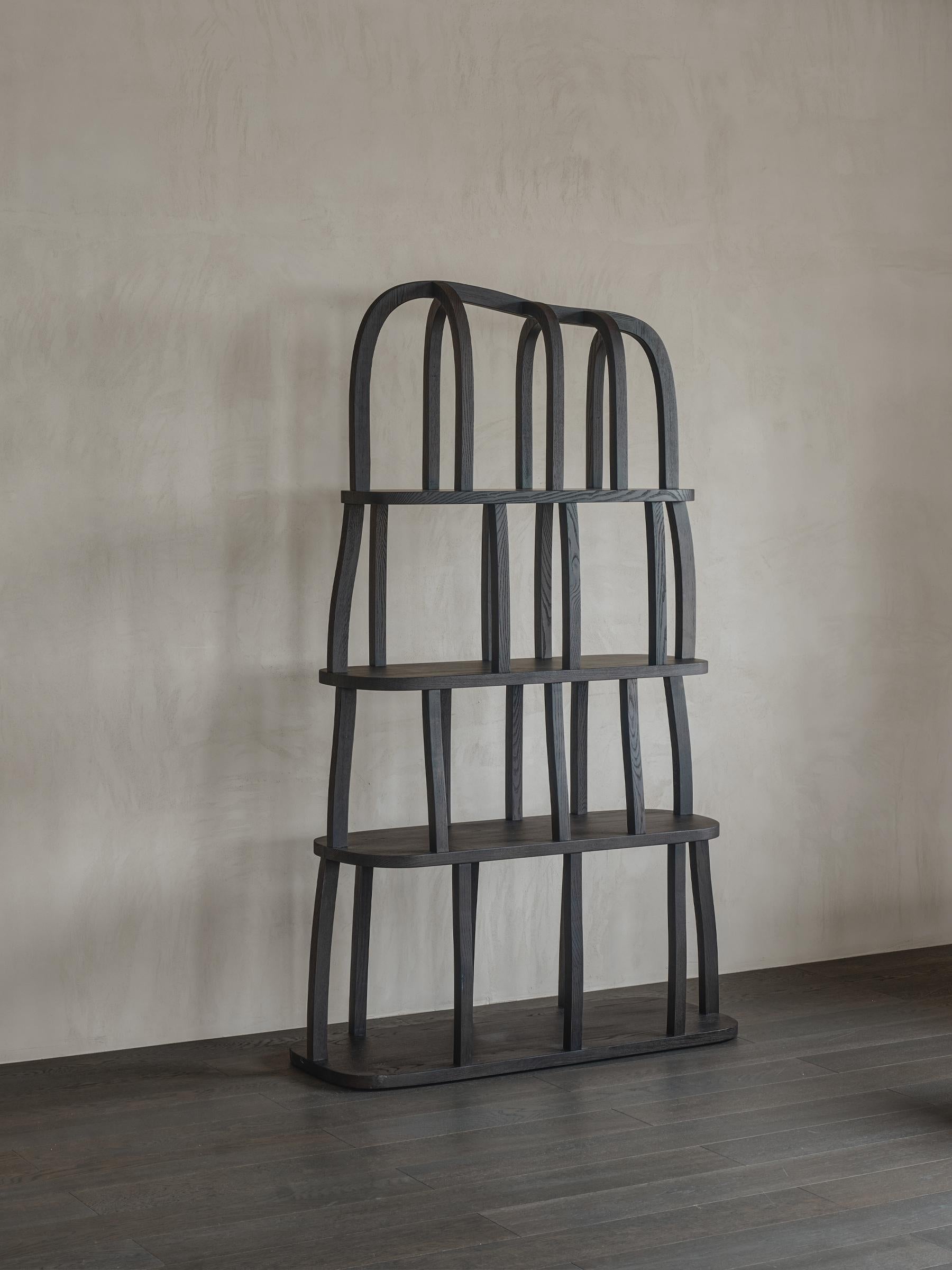 Unisciti alle librerie di DAaZ
Dimensioni: D 42,7 x L 107,3 x H 180 cm.
Materiali: Wood Wood.


DAaZ Furniture onora lo spirito di avventura. Accettiamo l'evasione dall'ordinario e ci rallegriamo della magia che si trova nell'inaspettato. La nostra