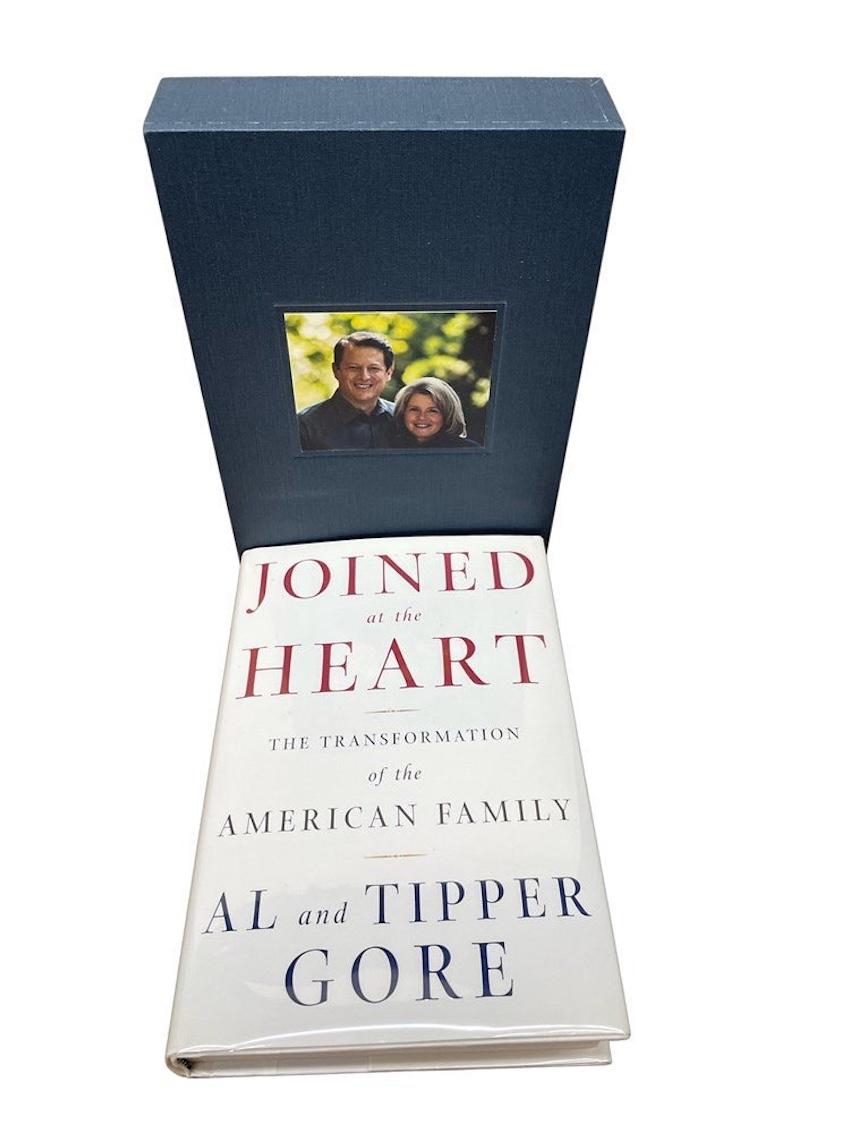 Joined at the Heart, signé par Al et Tipper Gore, première édition, 2002 en vente 2