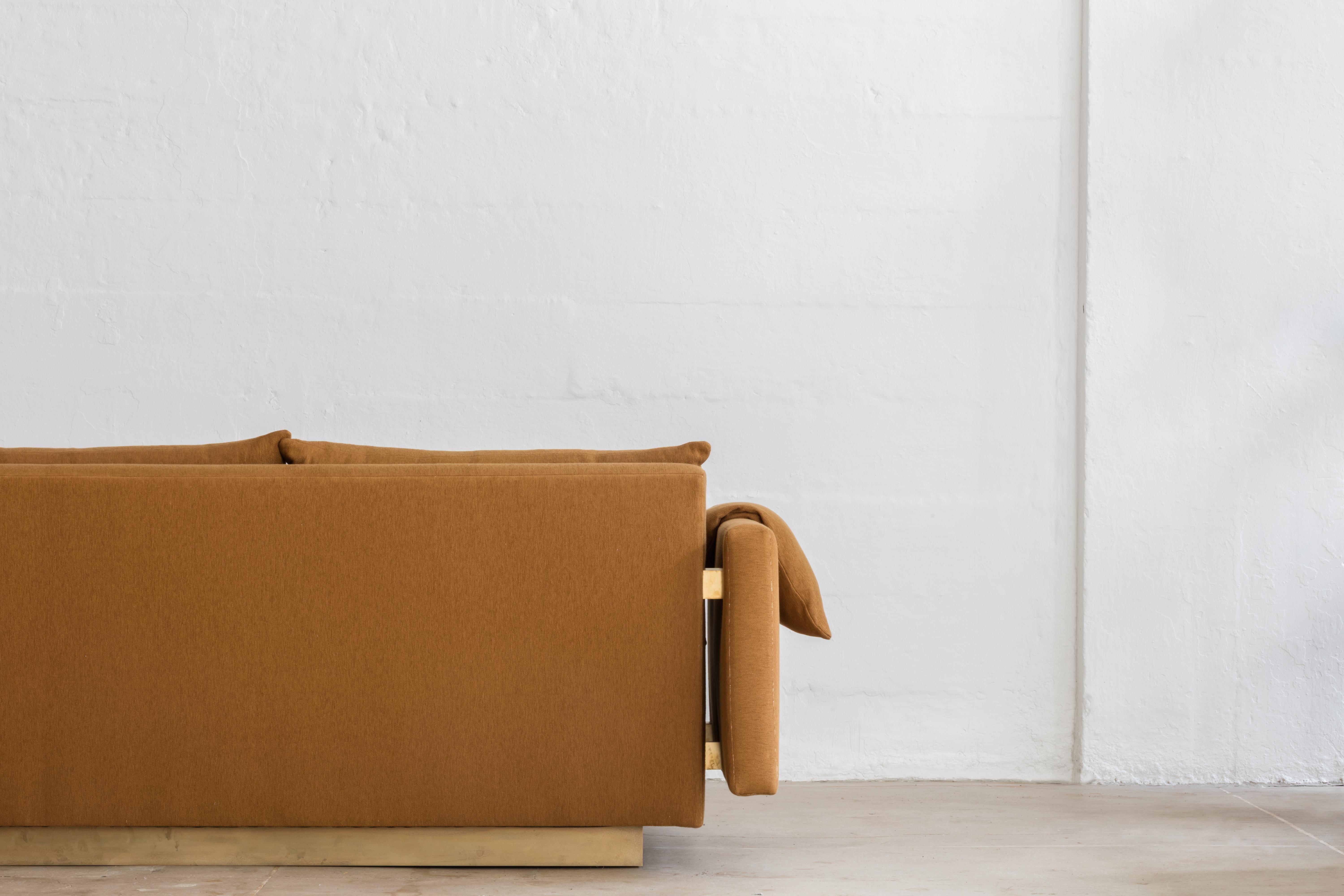 Joinery Sofa by Billy Cotton in Brushed Brass and Cotton Upholstery In New Condition For Sale In Brooklyn, NY