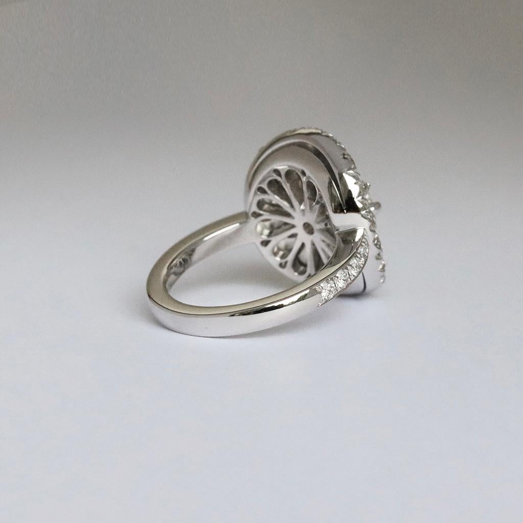 Joke Quick 4.5 Carat White Diamond Cocktail Ring In New Condition In Antwerp, BE
