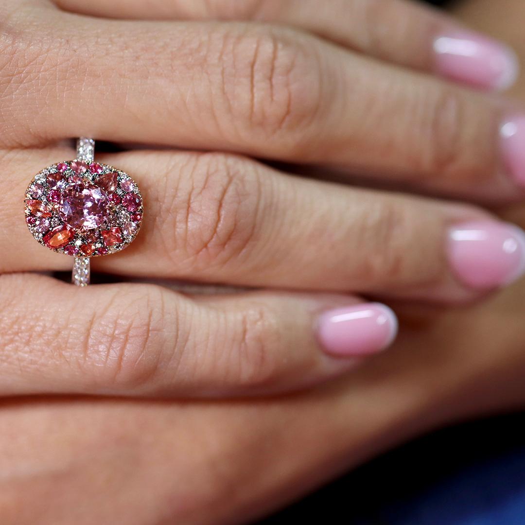 Joke Quick Spinello birmano Padparadscha  Anello con zaffiro Pink Diamond in vendita 5