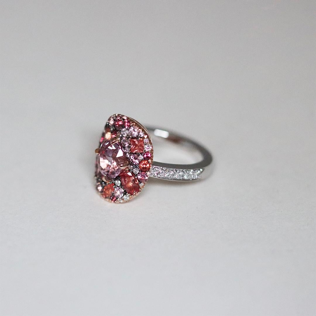 Contemporaneo Joke Quick Spinello birmano Padparadscha  Anello con zaffiro Pink Diamond in vendita