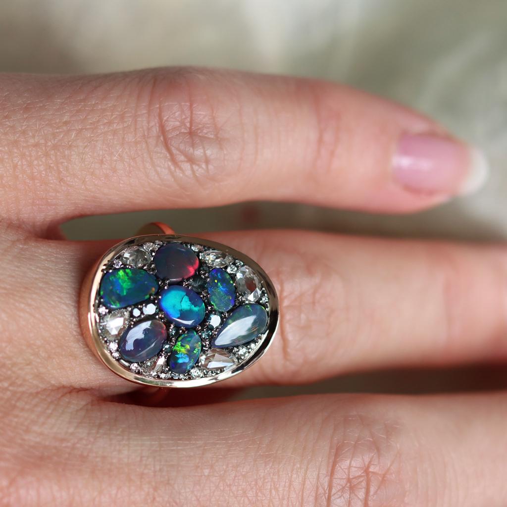 Joke Quick Flash Black Opal Alexandrite Rose-Cut Diamond Mosaic Ring In New Condition In Antwerp, BE