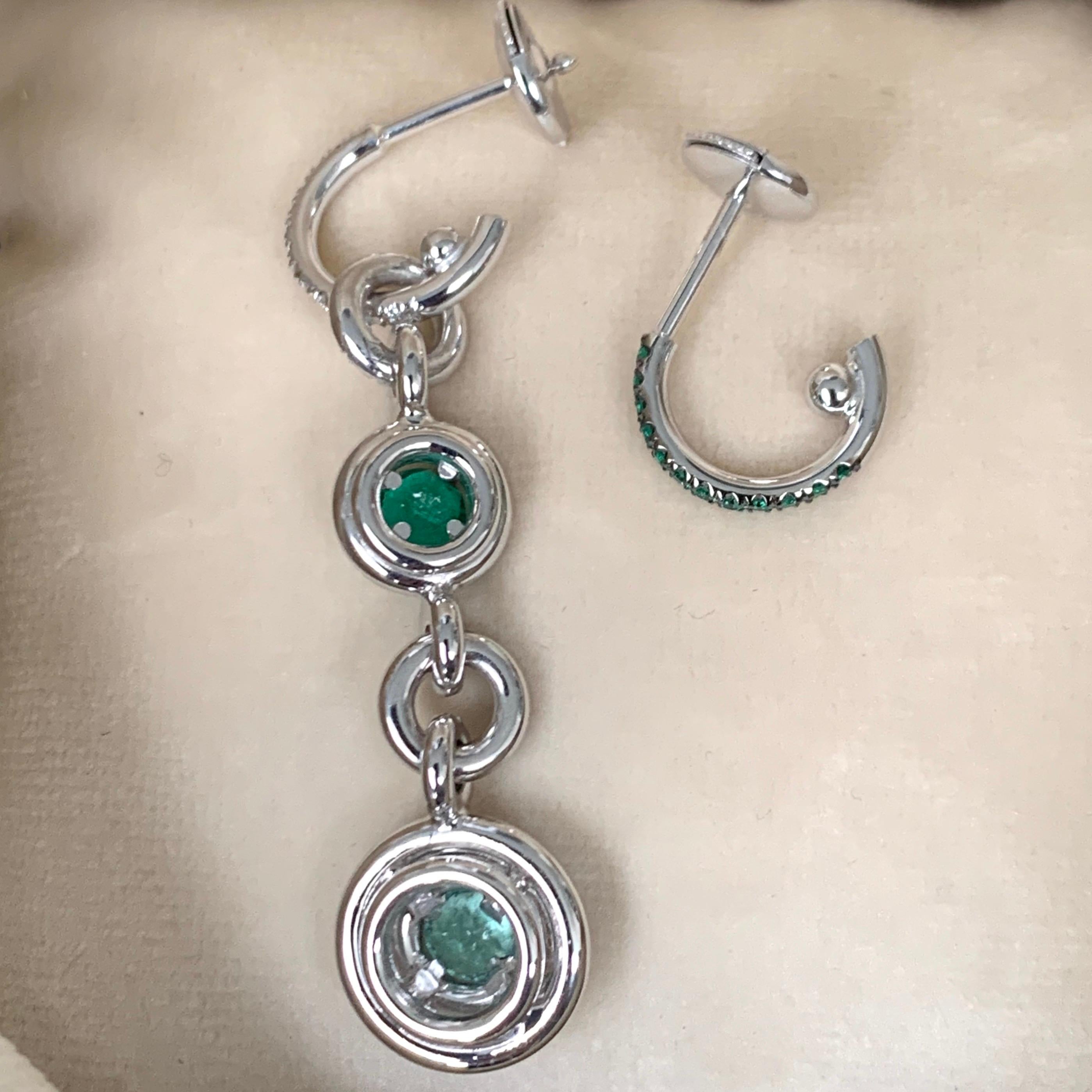 Joke Quick Handmade Paraïba Tourmaline, Emerald and Diamond Mismatched Earrings In New Condition In Antwerp, BE