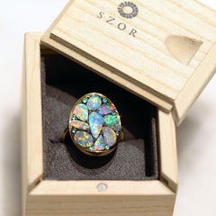 Joke Quick Lightning Ridge Black Opal, Paraïba Tourmaline Pave Starstruck Ring