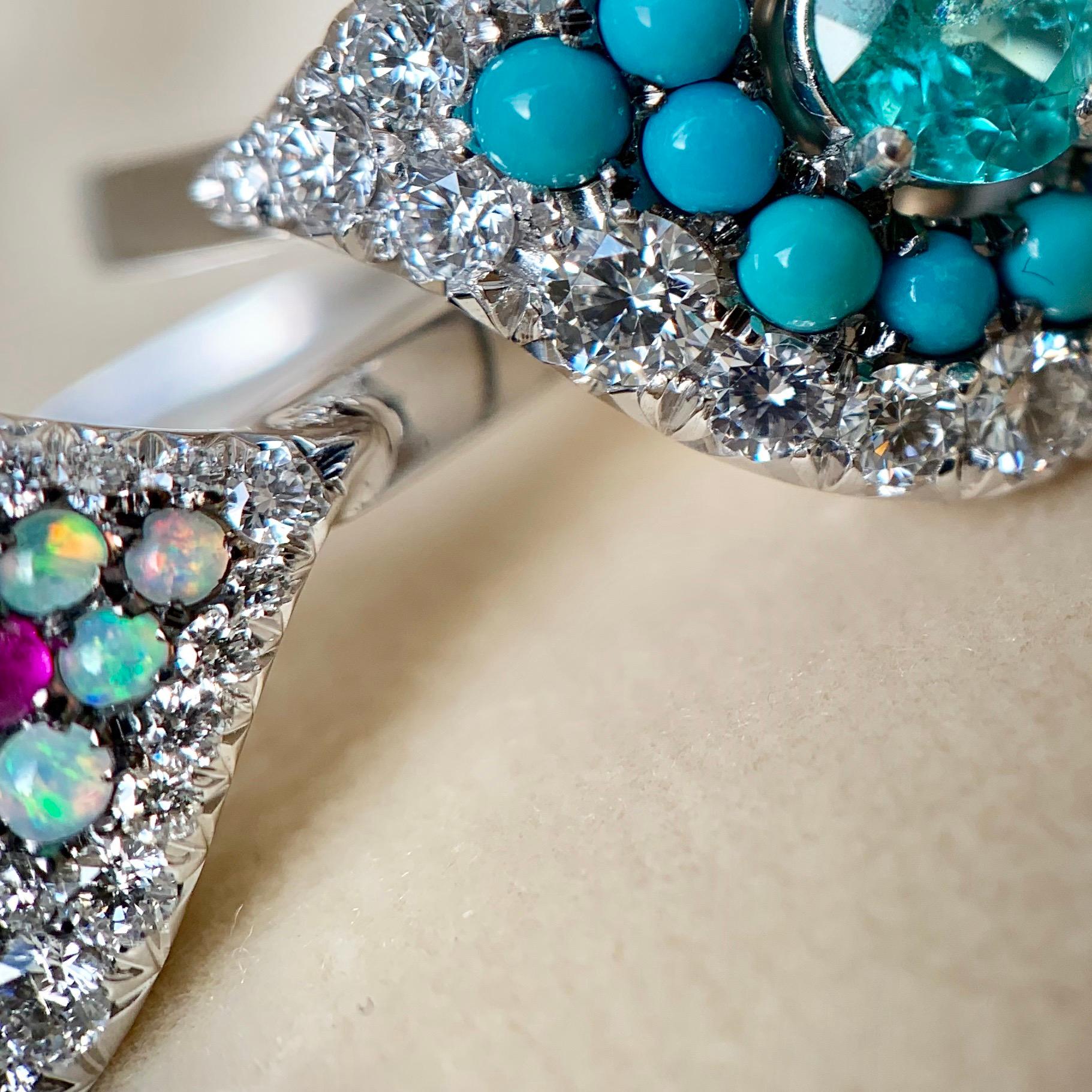 Paraiba Tourmaline, Turquoise and White Diamond Entourage Ring In New Condition In Antwerp, BE