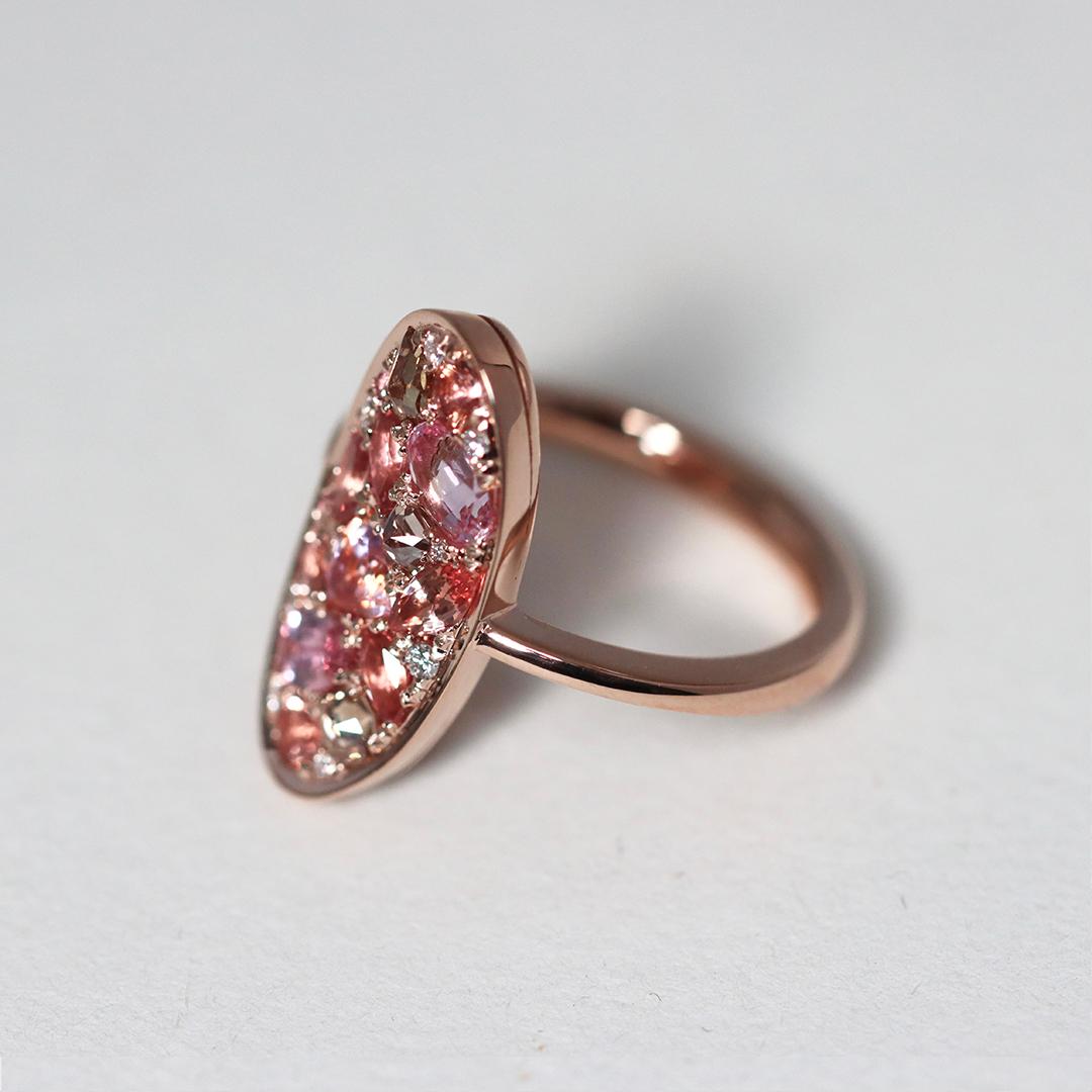 Joke Quick Rose gold Padparadscha Sapphire Diamond Pavé Mosaic Ring In New Condition In Antwerp, BE