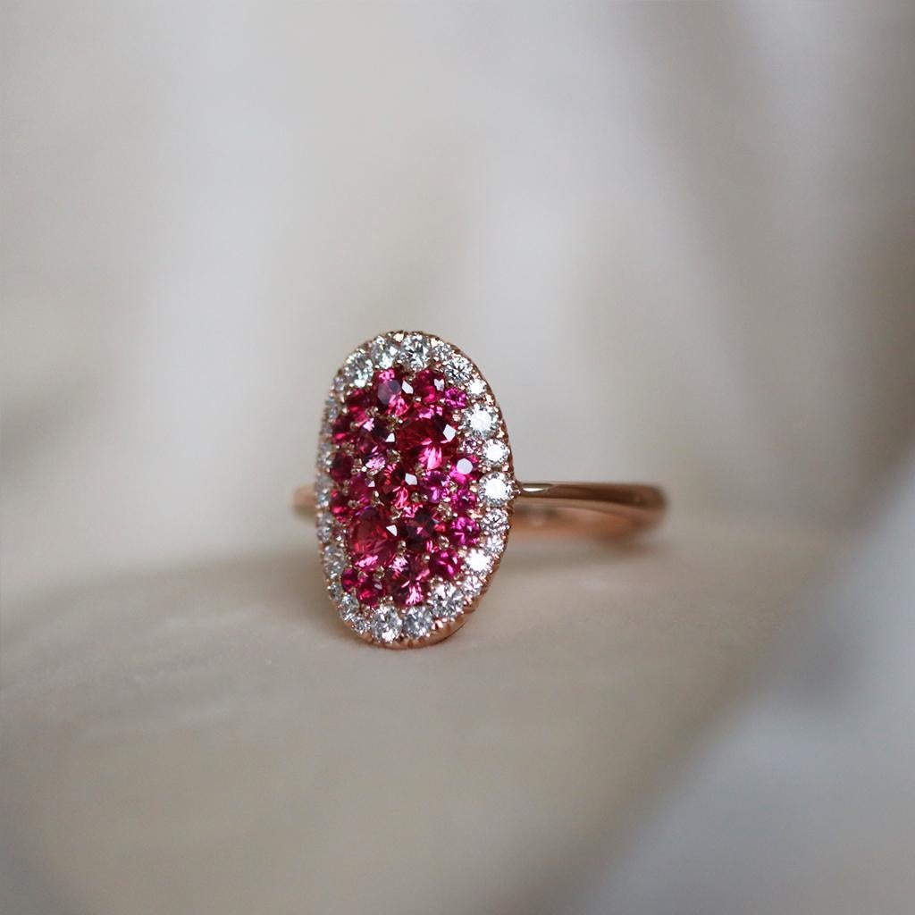 18K Rose Gold Red Spinel, Pigeon's Blood Red Ruby & Diamond Mosaic Pave Ring, handmade in Belgium by jewellery artist Joke Quick. (no casting or printing is envolved.)  

This low profile and curved ring is made with attention to detail with