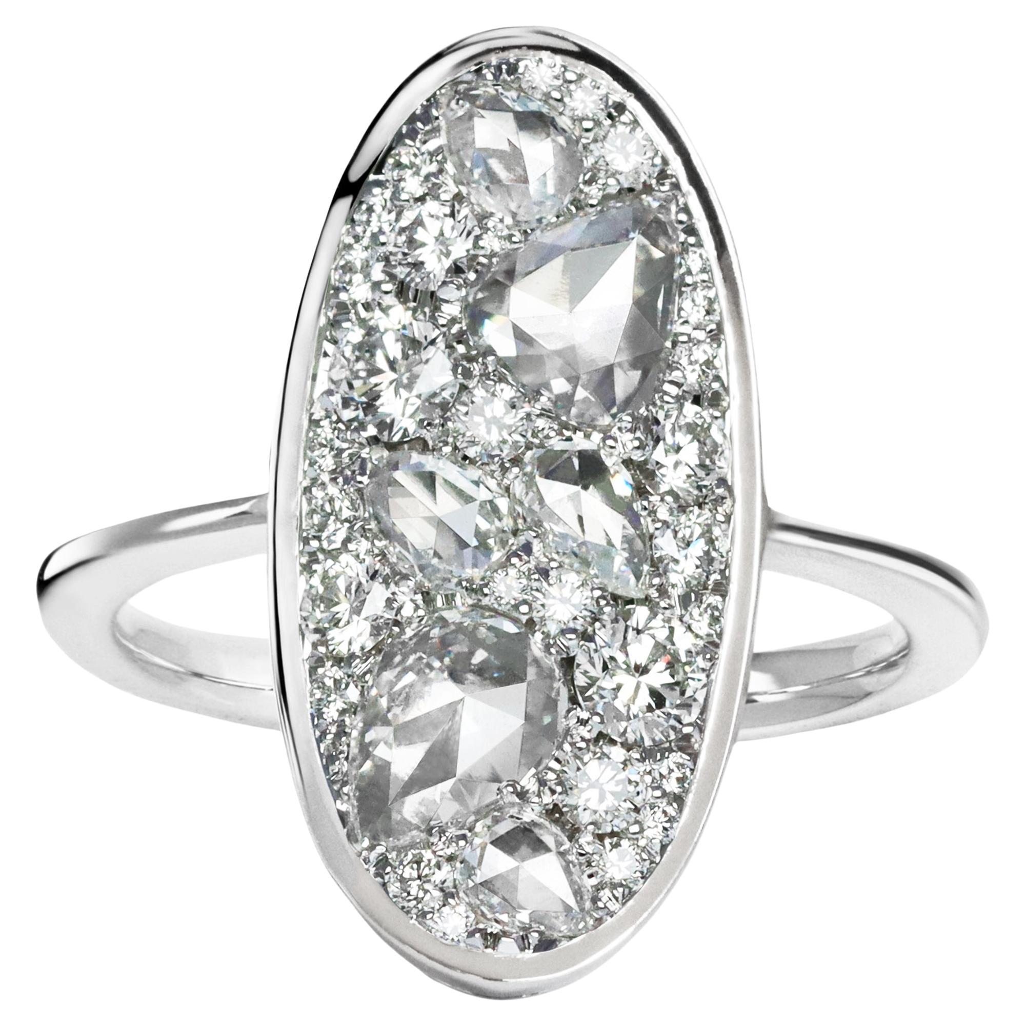 Joke Quick White Gold 1.5 Carat White Brilliant- and Rose-Cut Diamond Pave Ring For Sale