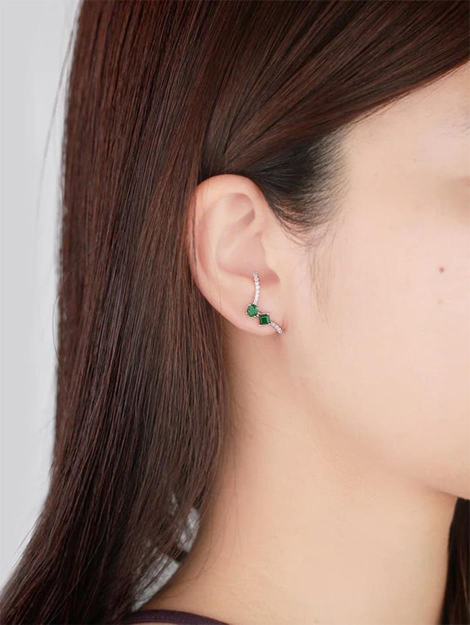Joker Emerald Ear Crawlers In New Condition For Sale In Los Angeles, CA