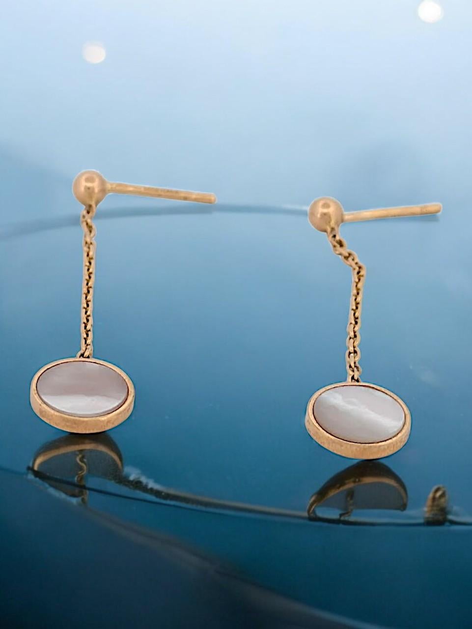 Women's Jolene  Dangle Swing Mother of Pearl Earring Long Pearl Earrings