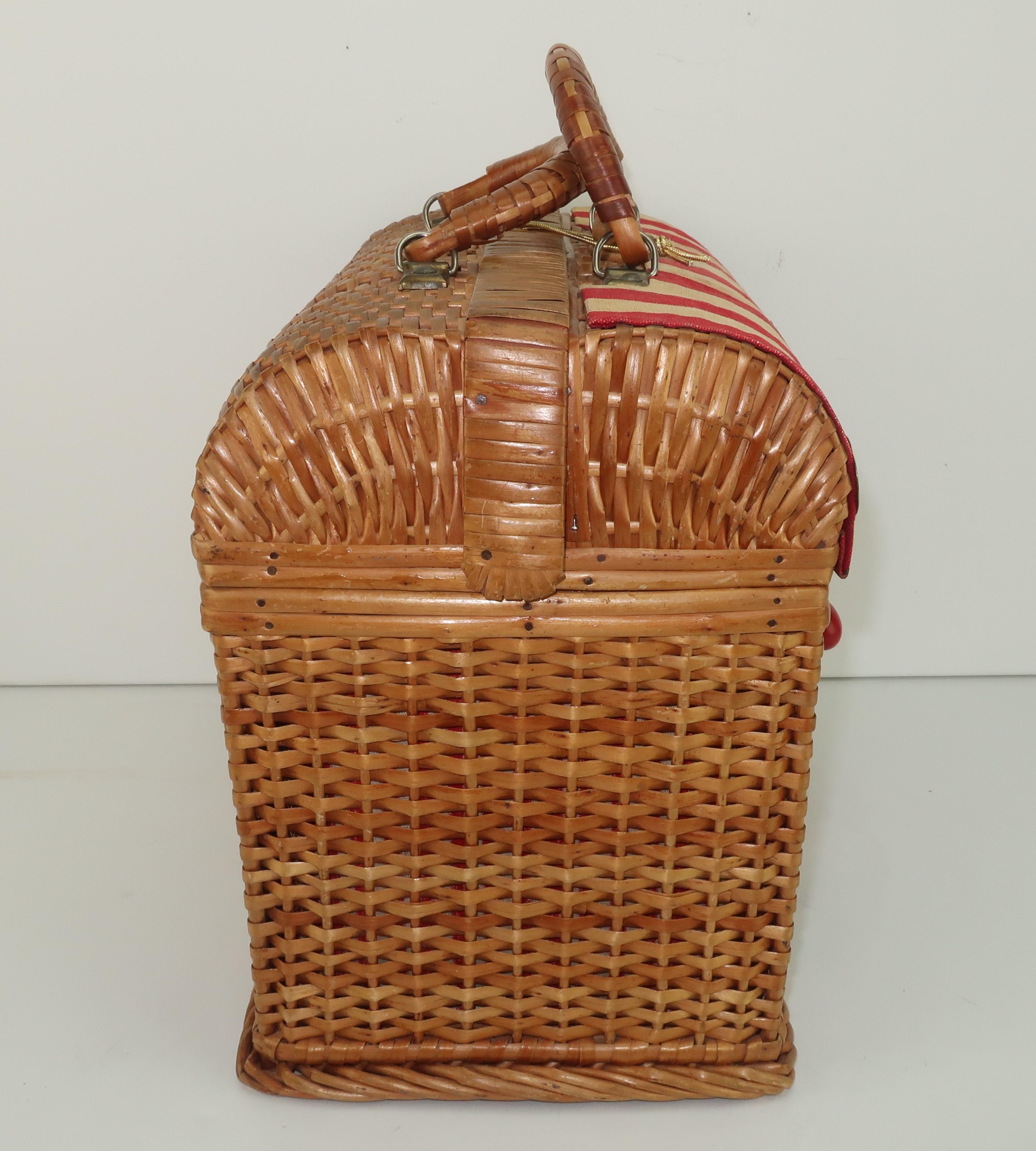 Jolles Original Beaded Needlepoint Wicker Novelty Handbag, 1950's 1