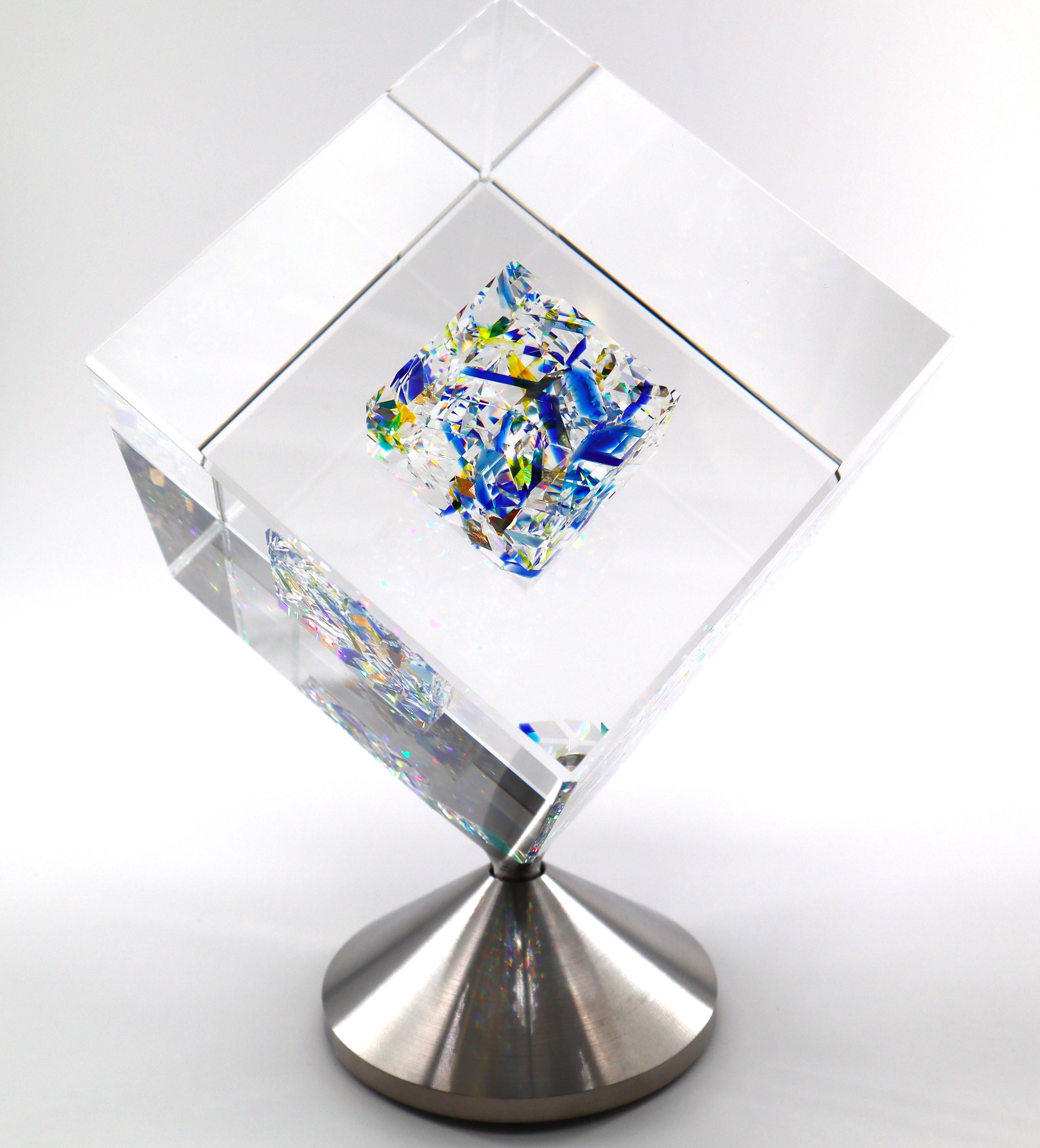 Jon Kuhn (American, b. 1949) 'Blue Moon - 2024' 6 Layers Glass Art Cube Sculptur 2