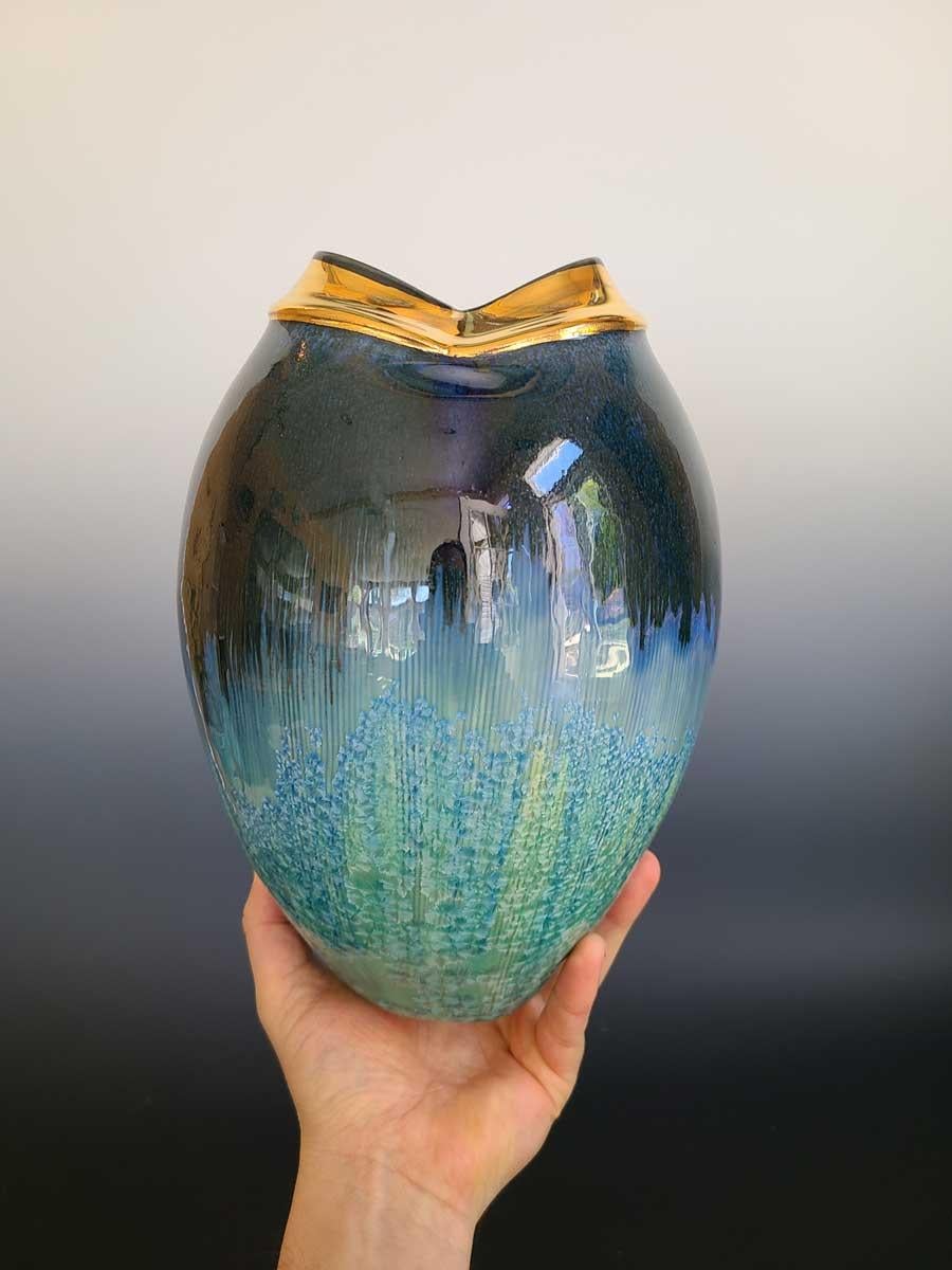 cleopatra vase