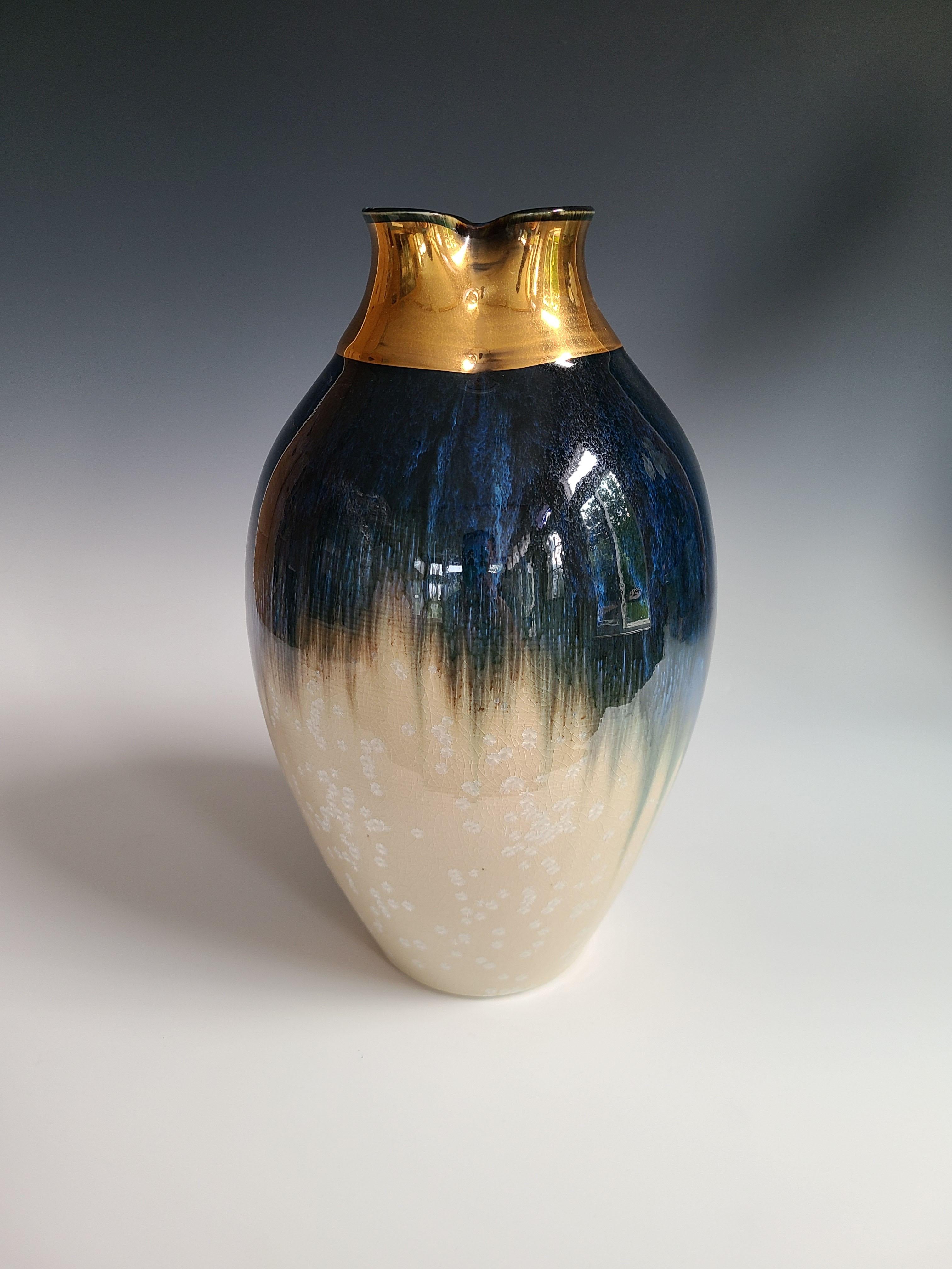 Jon Puzzuoli Abstract Sculpture - "Queen Hepburn, " Abstract Ceramic Vase