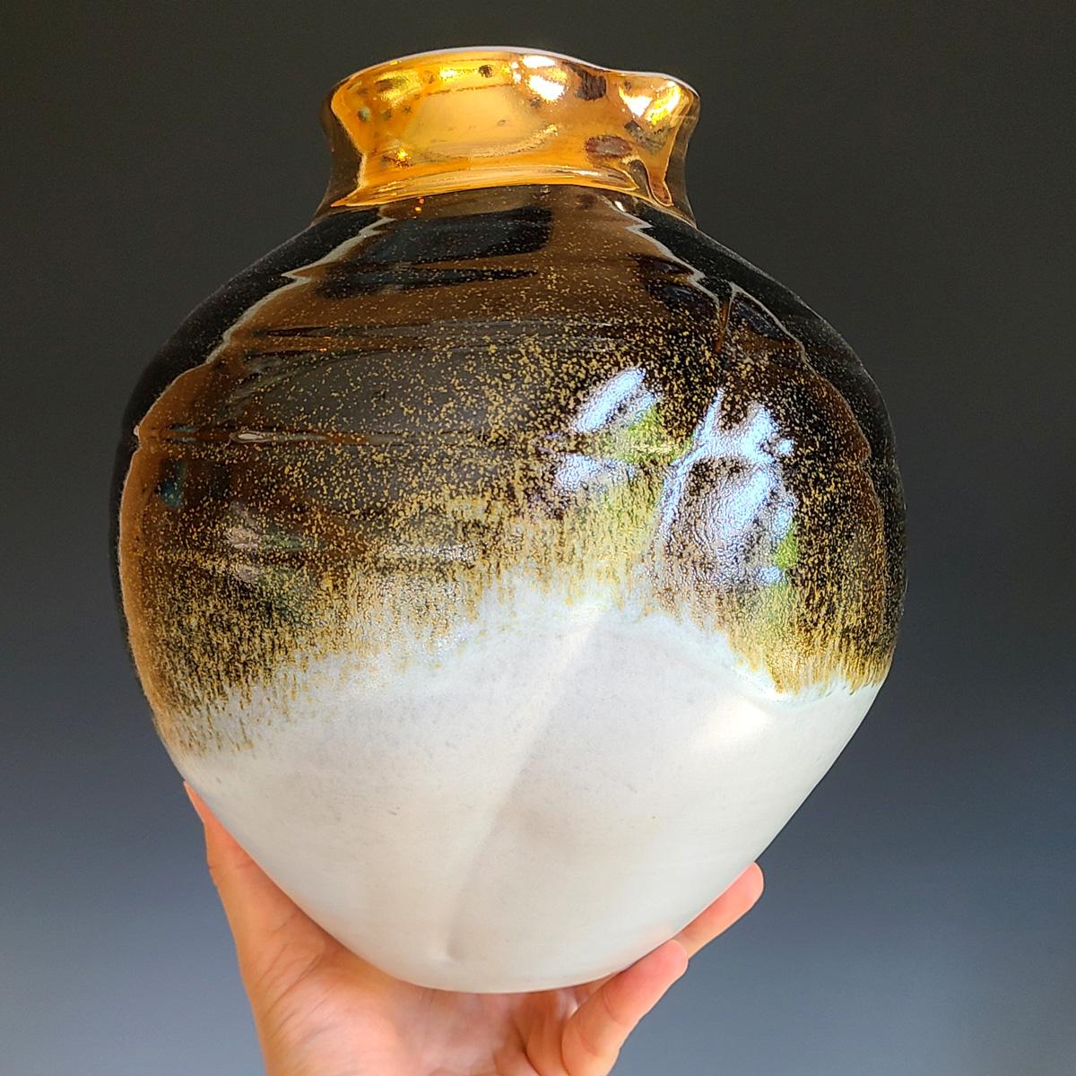 Sculpture de vase en céramique 