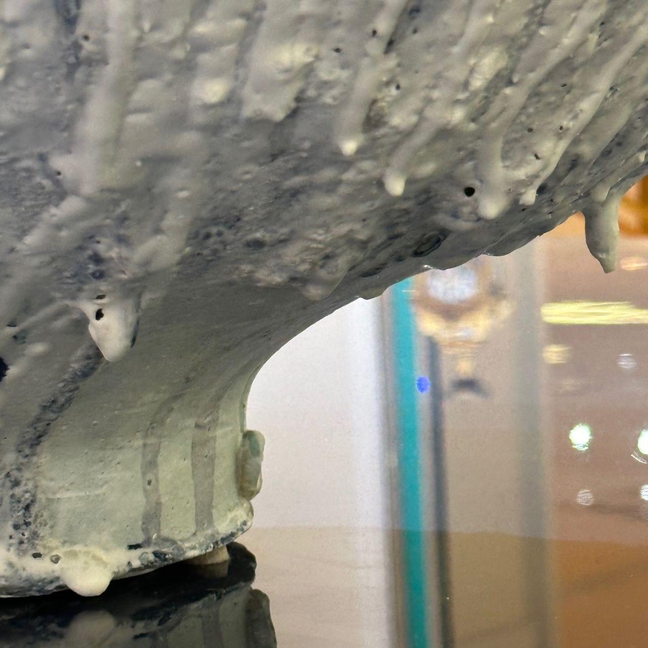 Ceramica Jon Tierney, Contemporary, Large Modern Moon Jar, Glazed Ceramic, White and Blue in vendita