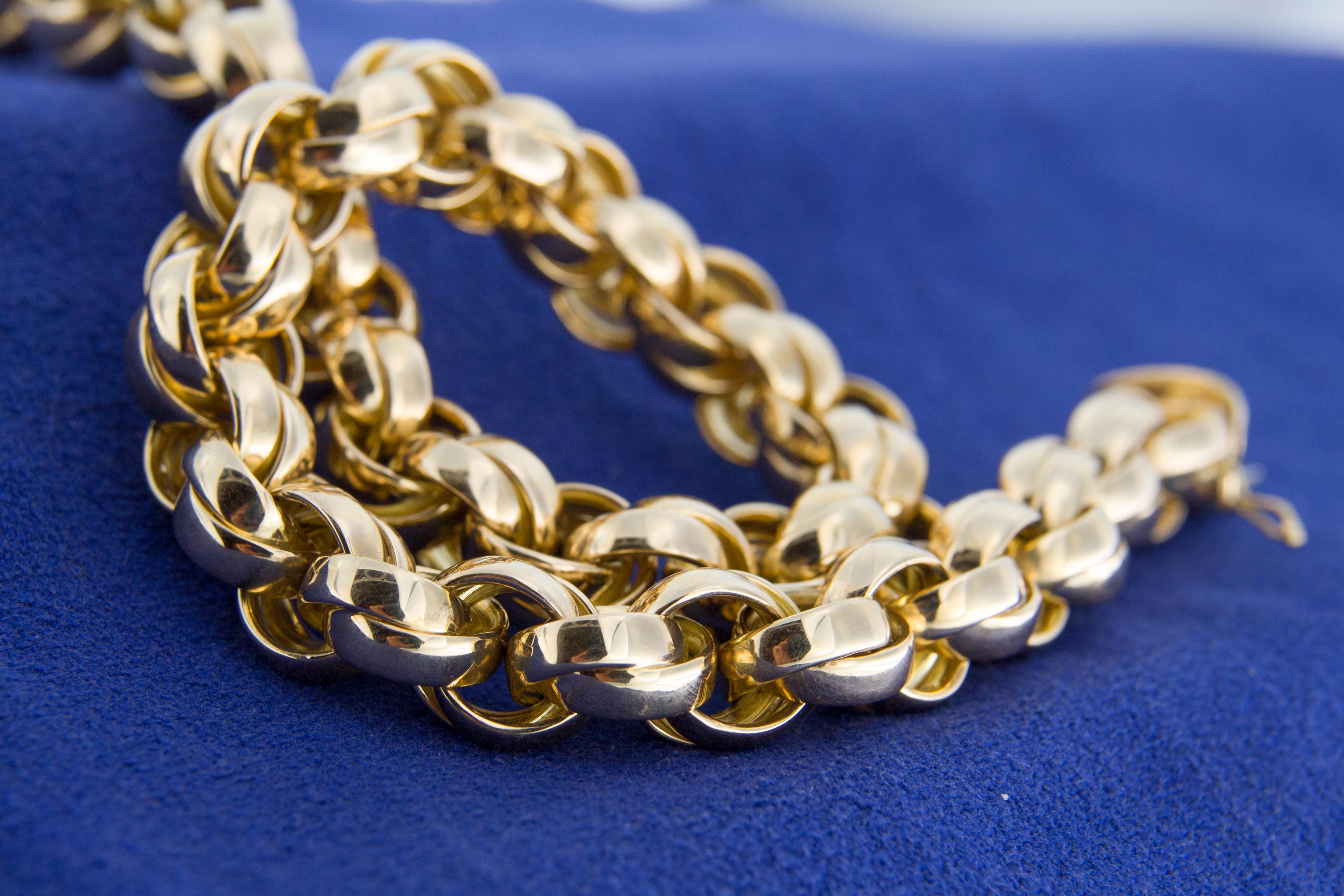 Jona 18 Karat Yellow Gold Chain Link Necklace 2
