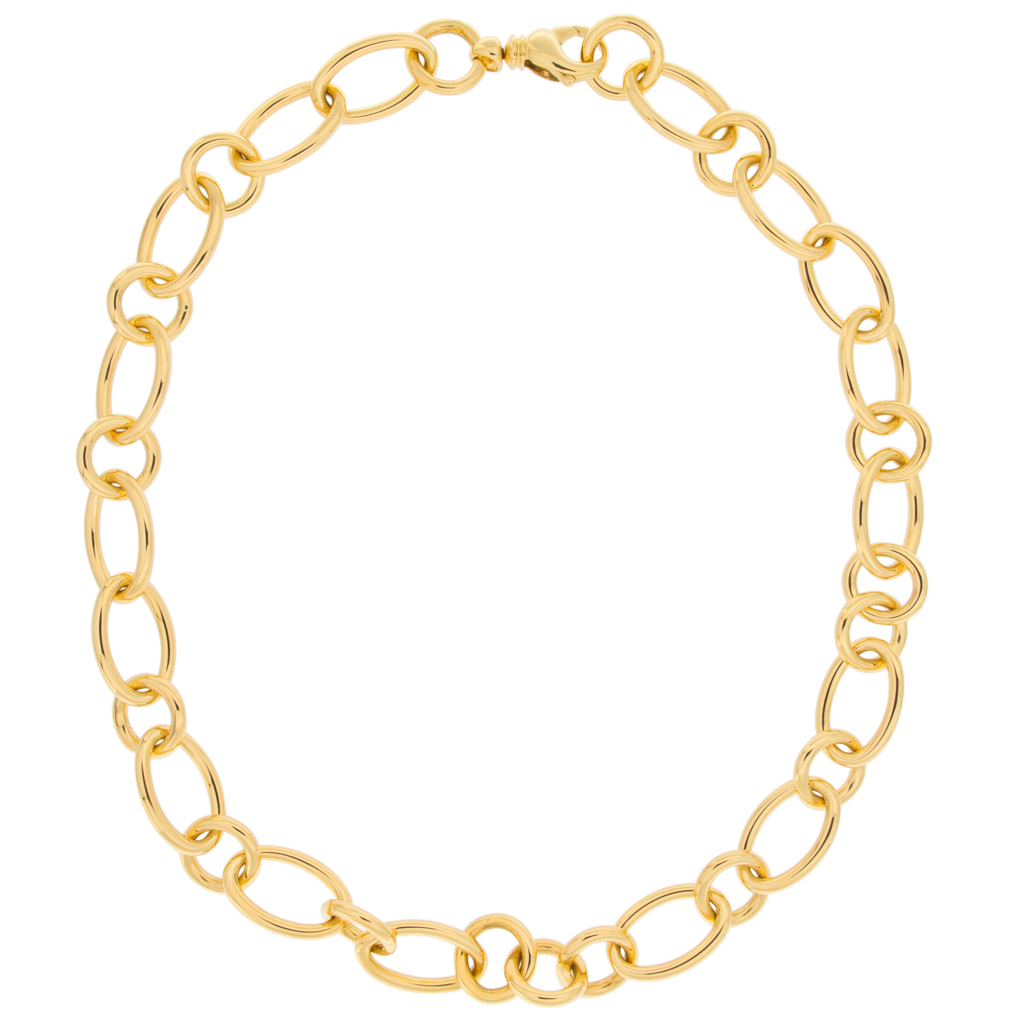 18 Karat Yellow Gold Mariner Style Link Chain Necklace For Sale at