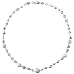 Collana Alex Jona con perle barocche dei mari del sud in oro bianco 18 carati