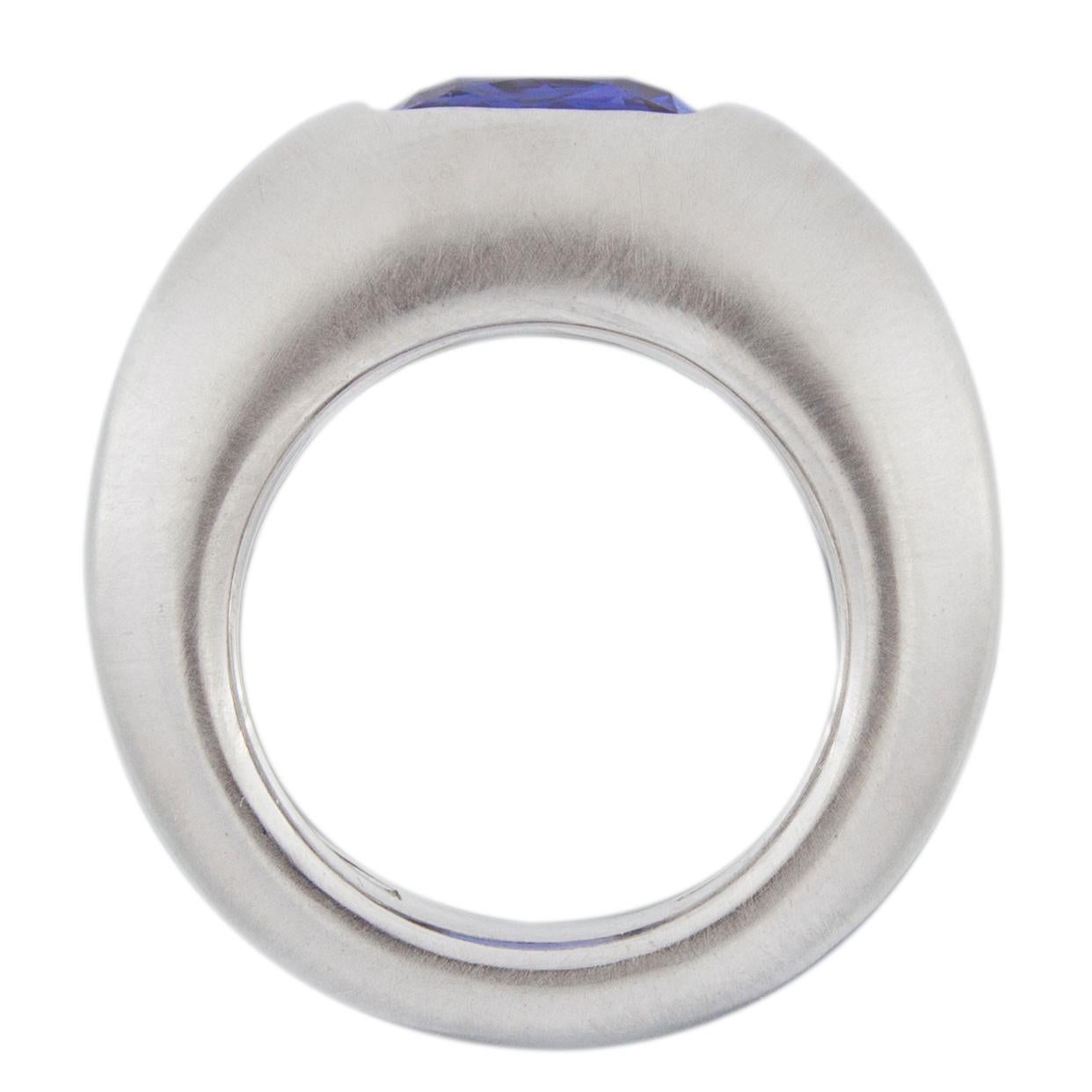 Alex Jona Square Cushion-Cut Tanzanite 18 Karat Brushed White Gold Band Ring For Sale 2