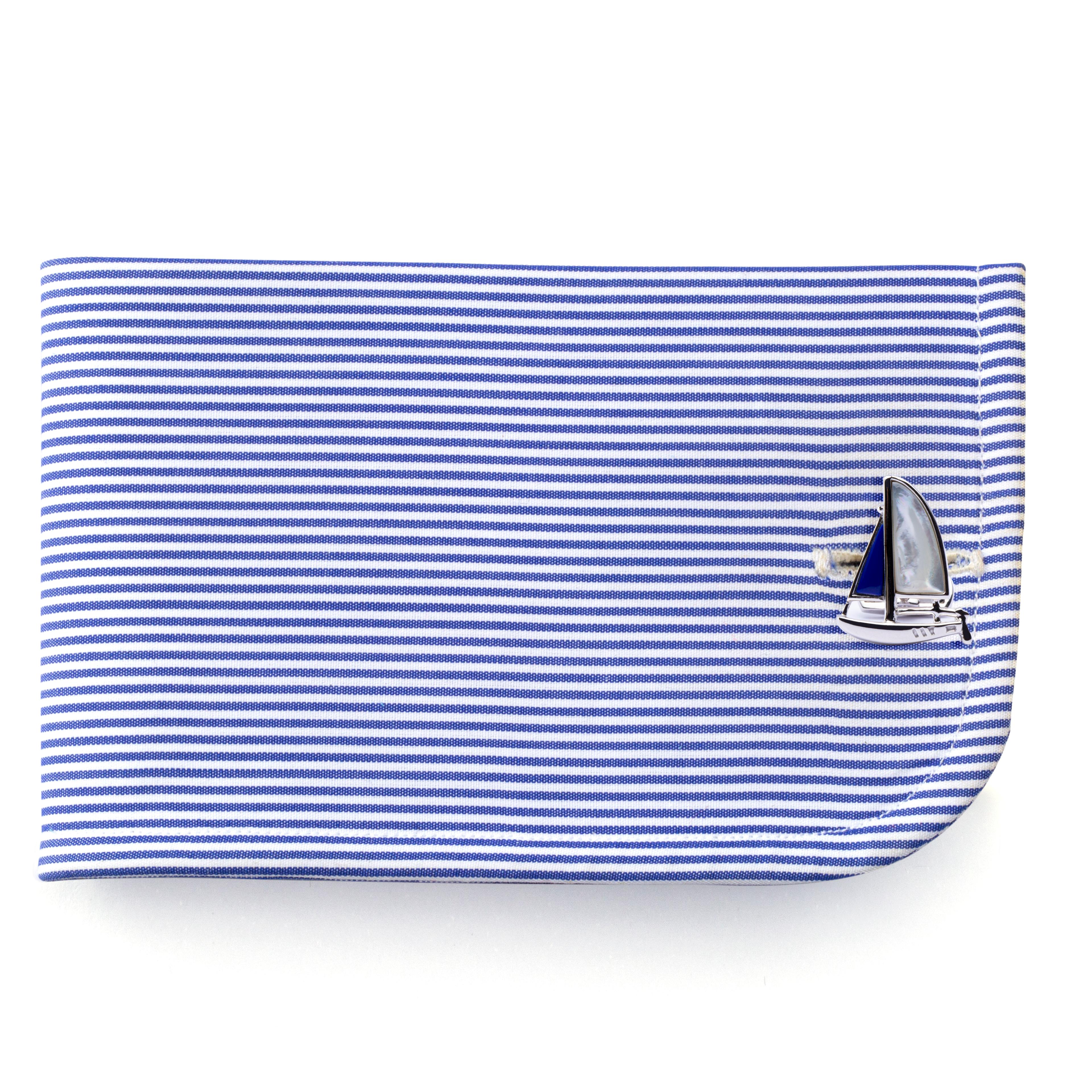Jona design collection, hand crafted in Italy, Sterling silver sail boat cufflinks with lapis lazuli.  
Dimensions: W x 0.68 in / W x 17.27 mm - H x 0.86 in / H x 21.84 mm.
Alex Jona cufflinks stand out, not only for their special design and for the