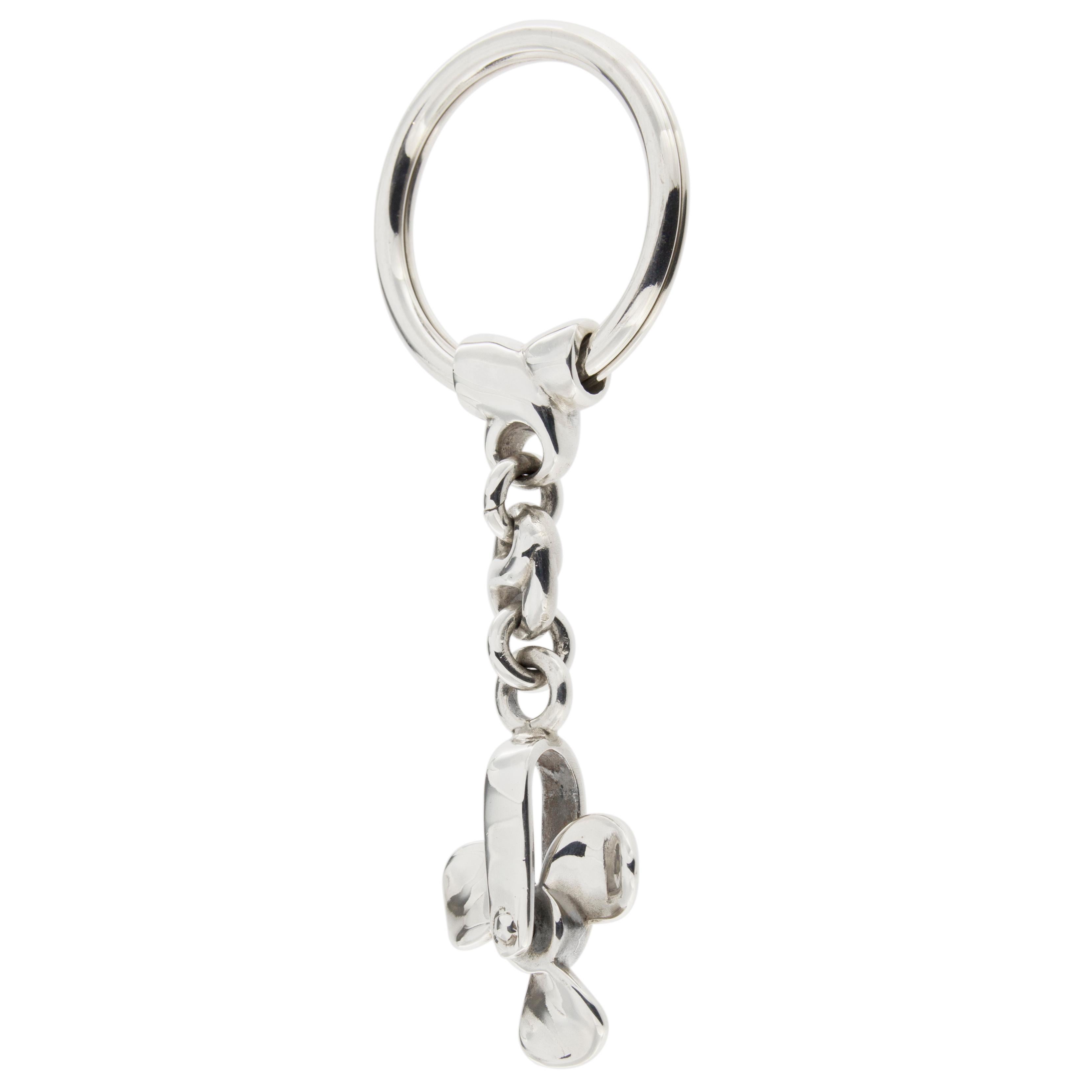 Jona design collection, hand crafted in Italy, rhodium plated Sterling Silver propeller key holder. Propeller dimensions : Diameter 0.84 in/ 21.41 mm x Depth: 0.33 in./ 8.39 mm
All Jona jewelry is new and has never been previously owned or worn.