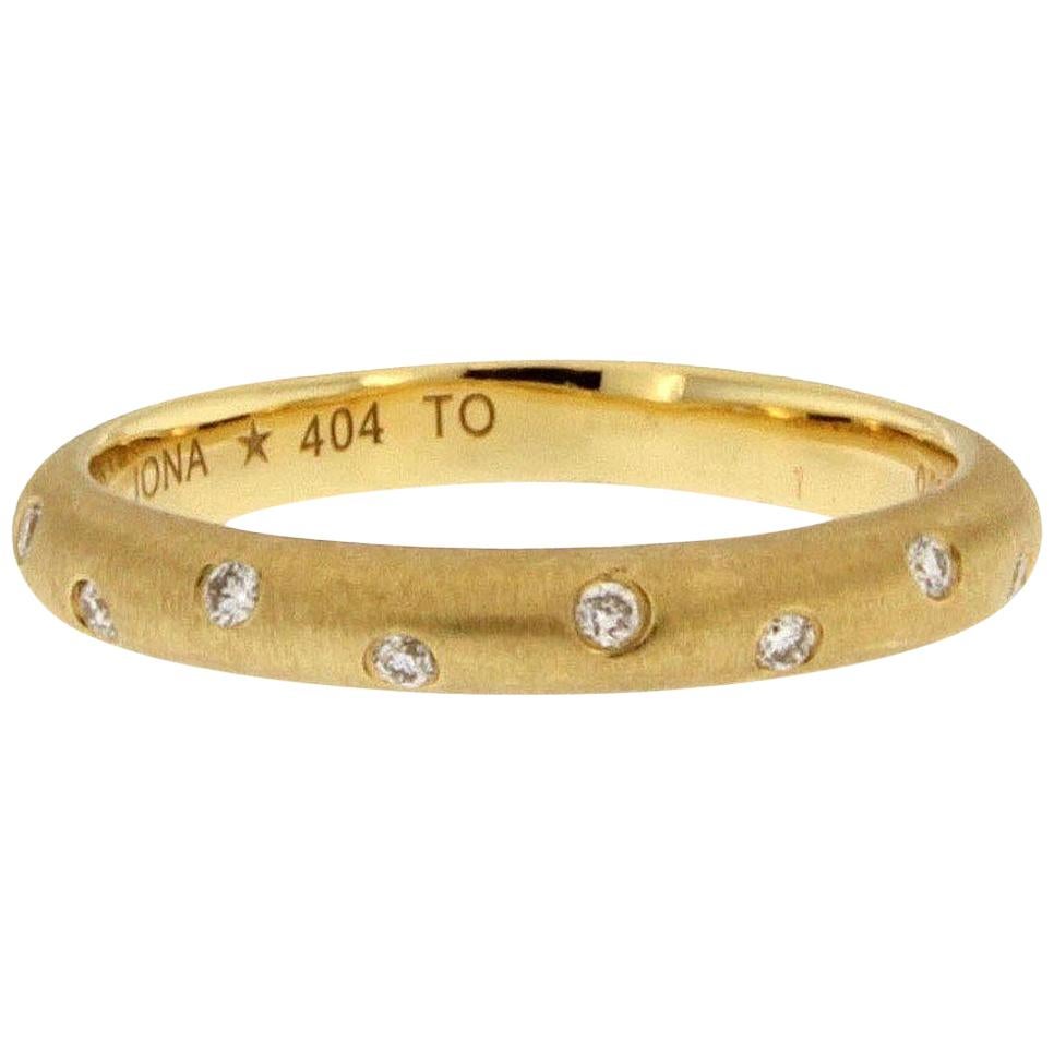 Jona White Diamond 18 Karat Yellow Gold Band Ring For Sale at 1stDibs