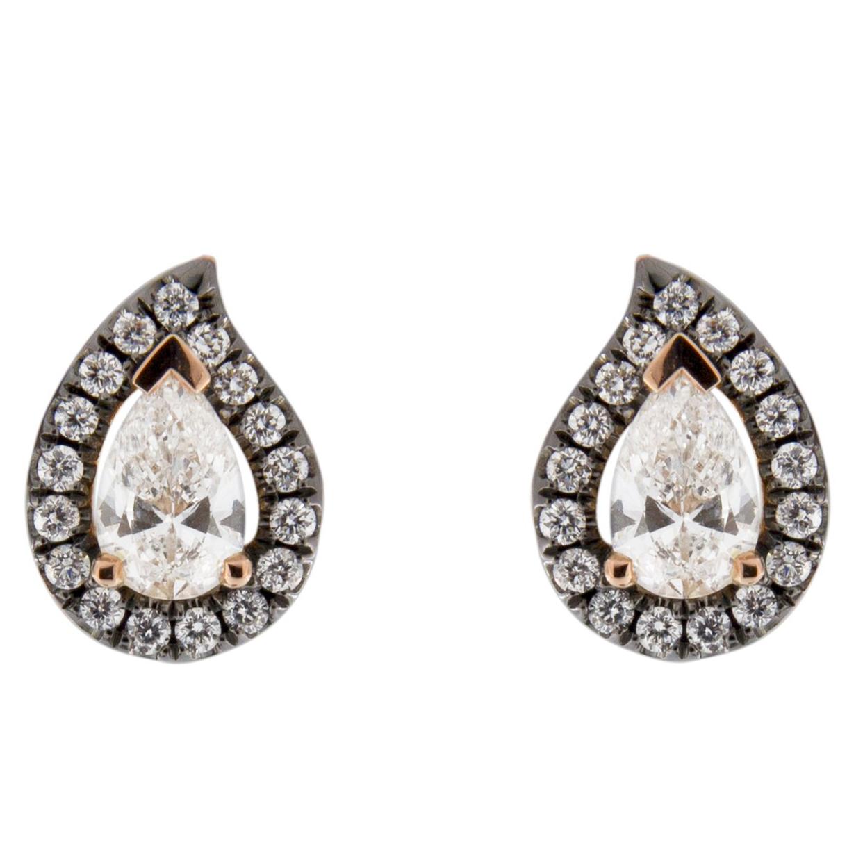 Alex Jona, clous d'oreilles en or rose 18 carats avec diamants blancs en forme de cachemire