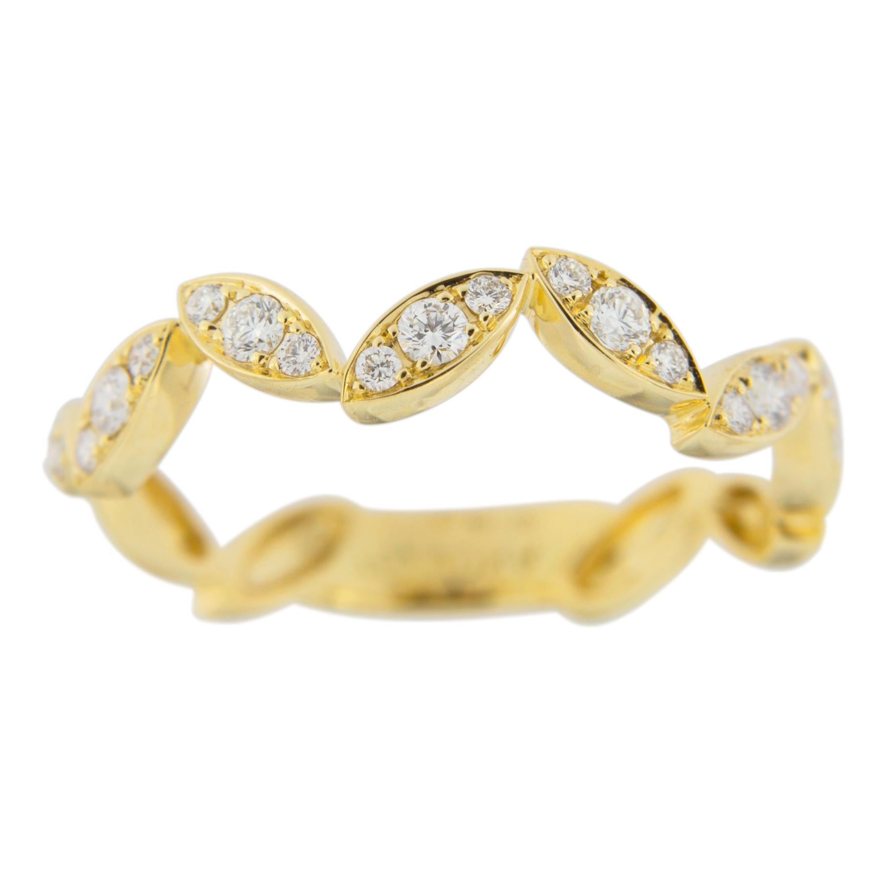 Ring aus 18 Karat Gelbgold mit weißen Diamanten von Alex Jona Damen im Angebot