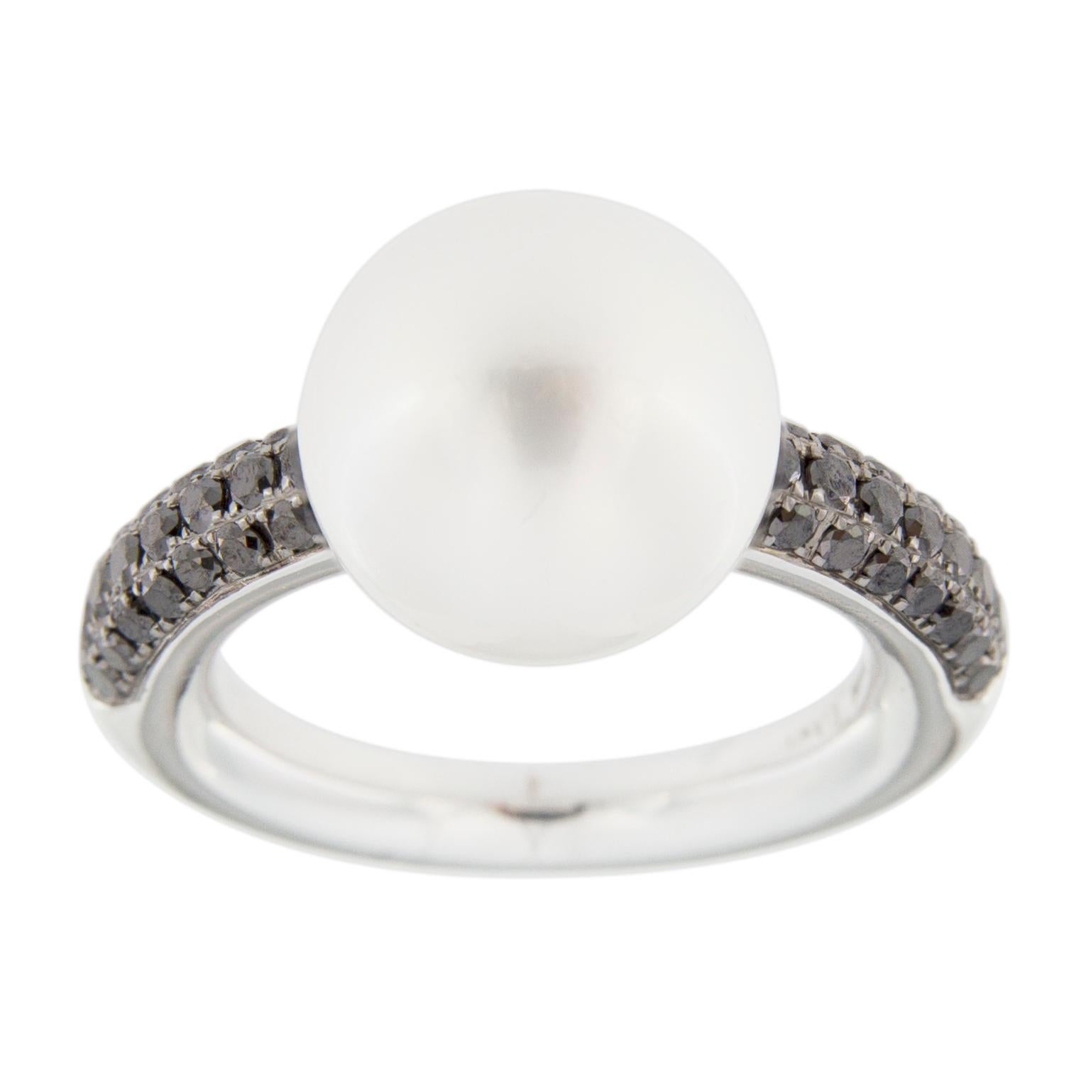 Round Cut Alex Jona White South Sea Pearl Dangling Charm 18 Karat White Gold Ring For Sale