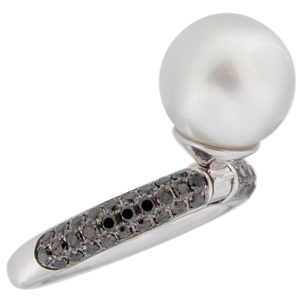 Alex Jona White South Sea Pearl Dangling Charm 18 Karat White Gold Ring