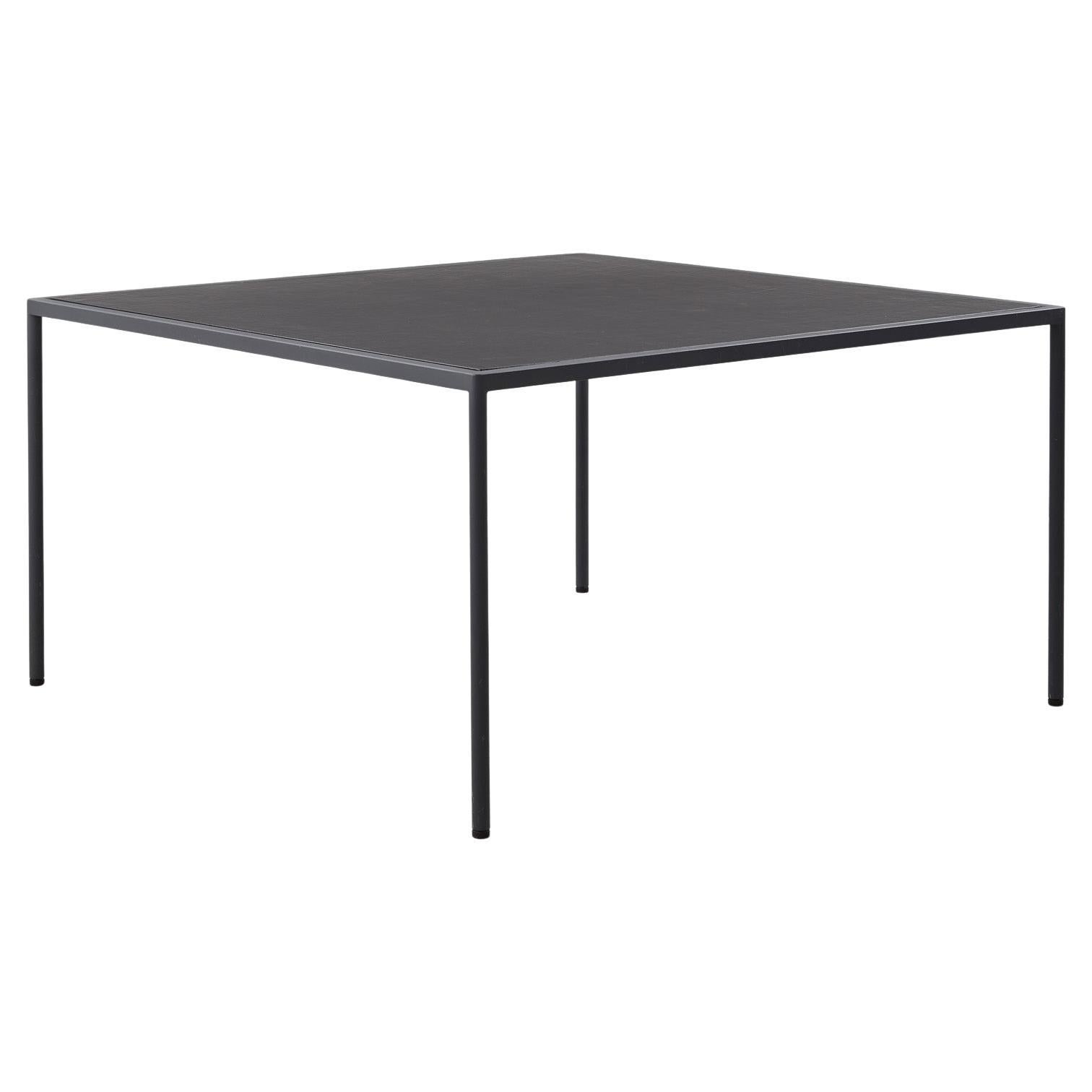 Jonas Bohlin Table de salle à manger en métal et cuir Suède - Fin du XXe siècle en vente