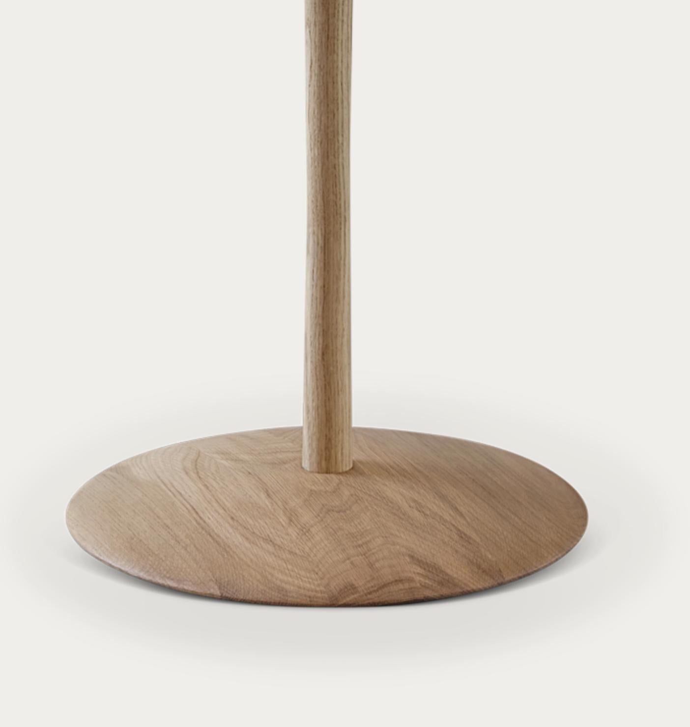 Jonas Lyndby Jensen Akande Side Tbale Types de bois : Chêne pour une collection Neuf - En vente à Barcelona, Barcelona
