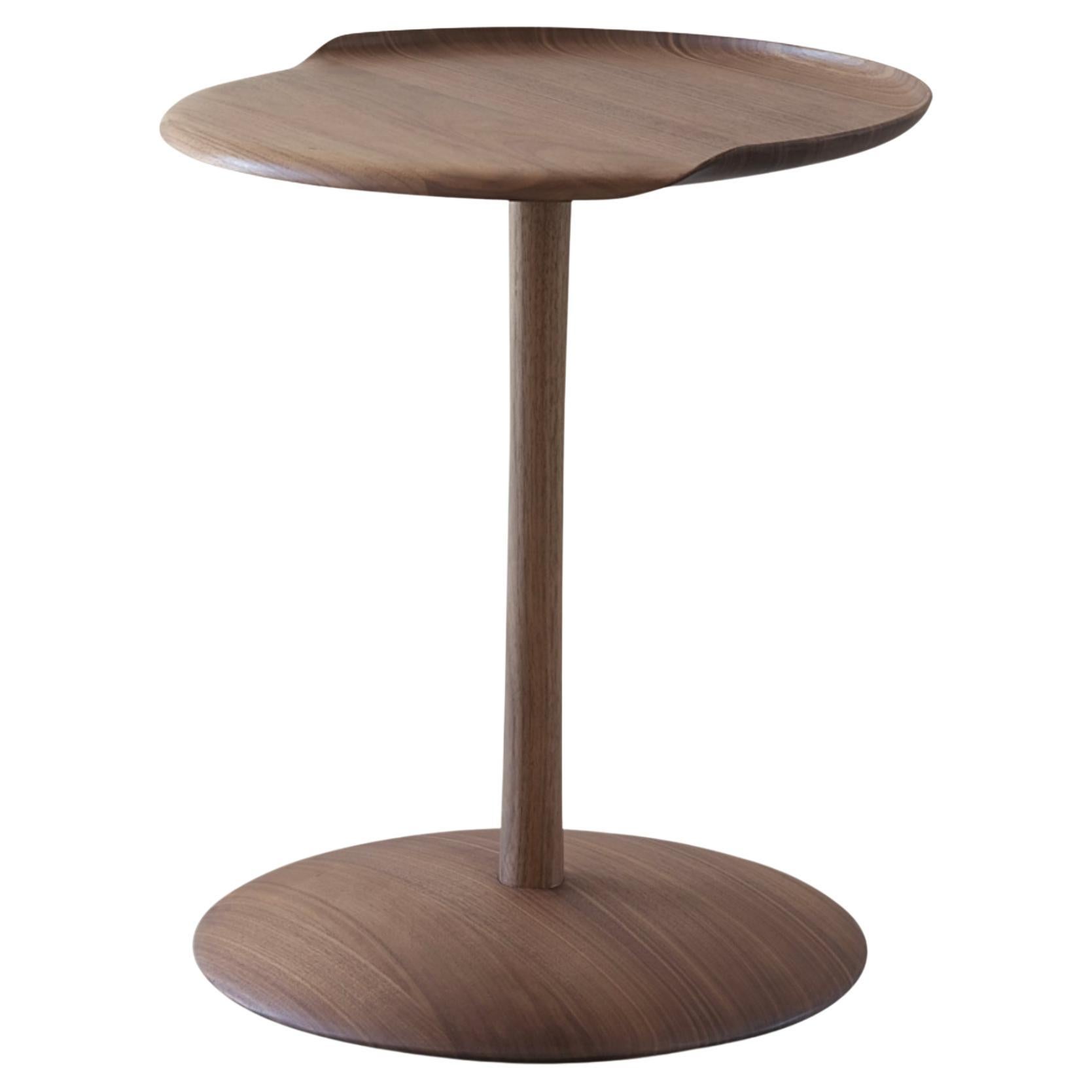 Jonas Jensen Jensen Table d'appoint Akande Types de bois : Noyer Pour une Collectional en vente