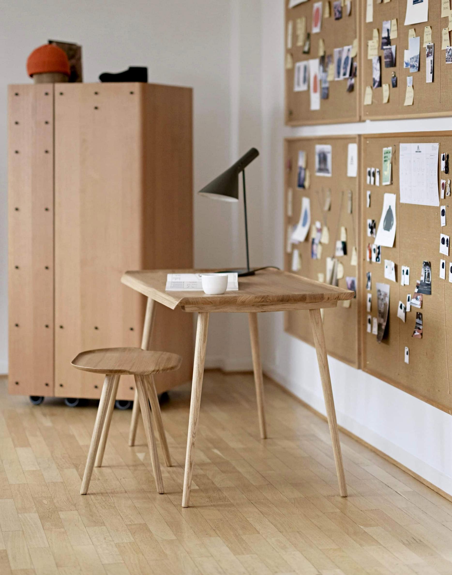 Tabouret Akande pour une collection unique de Jonas Lyndby Jensen en vente 3