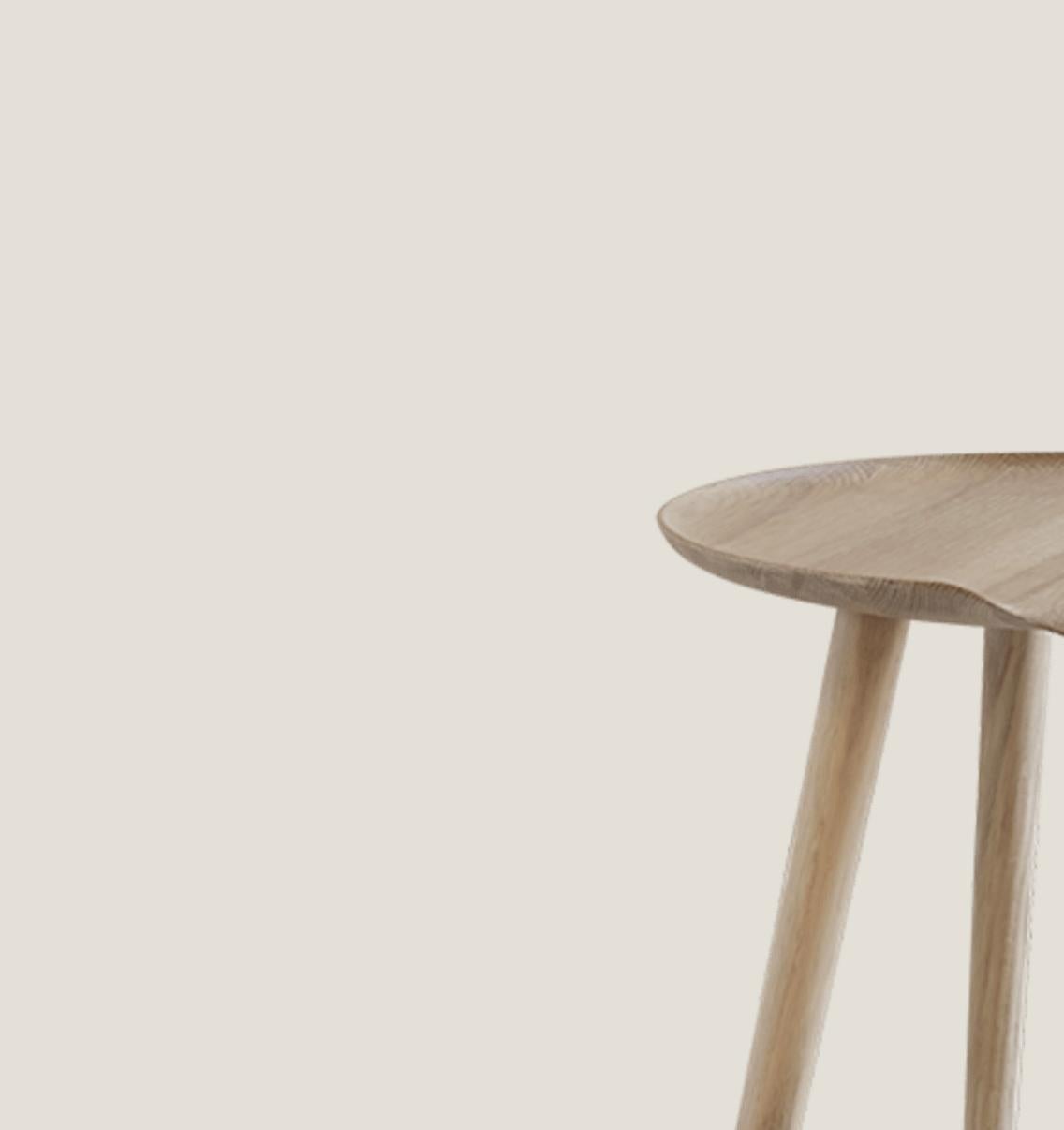 Mid-Century Modern Tabouret Akande pour une collection unique de Jonas Lyndby Jensen en vente