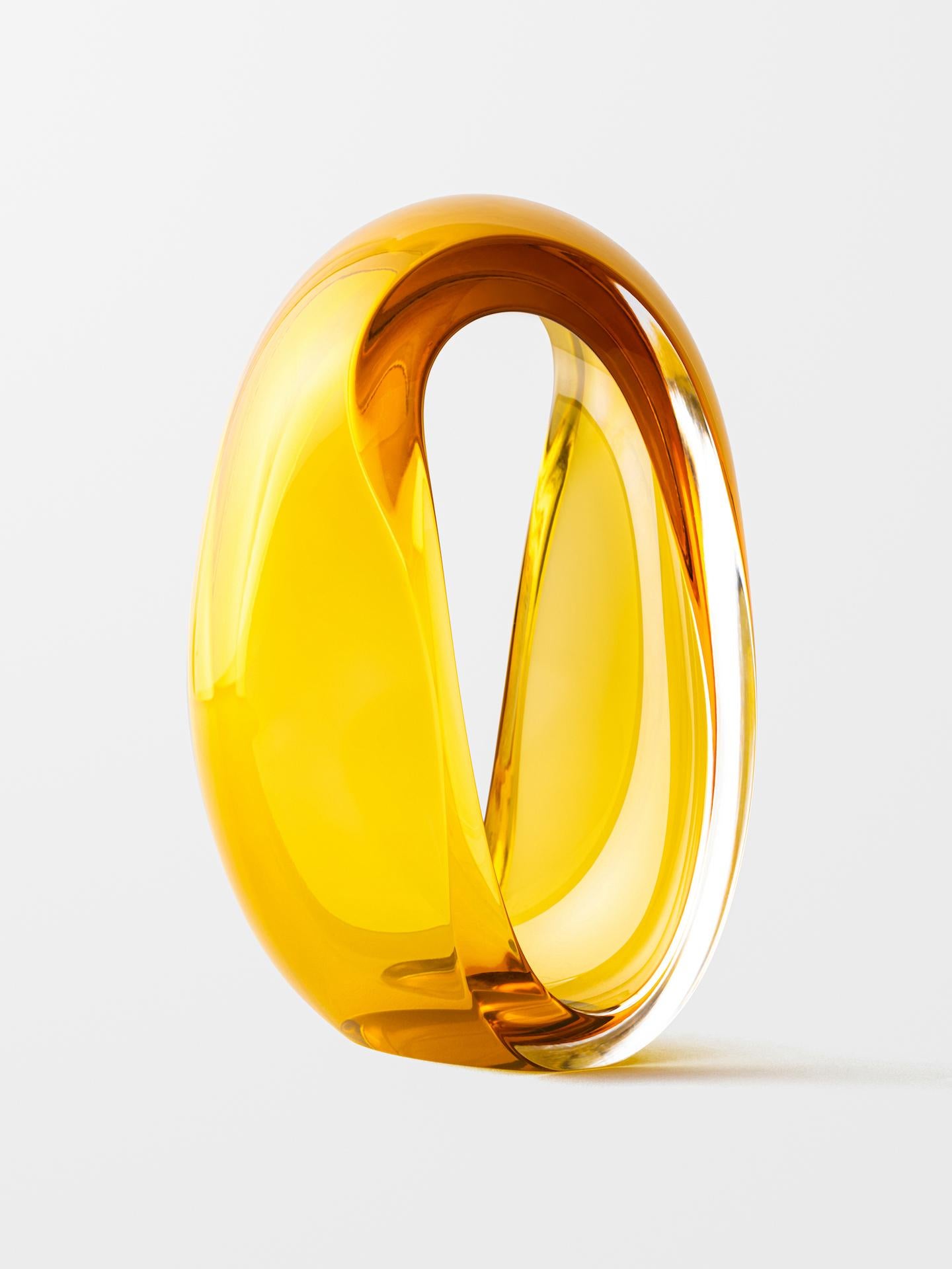 Loops (Gold) - Sculpture by Jonas Noël Niedermann