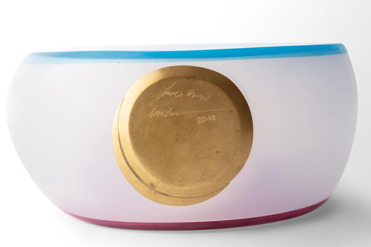 Jonas Noël Niedermann
Formas Modulares (Azul, Rosa y Opalina), 2021
Vidrio soplado, tallado y grabado
13,50h x 9w x 4d pulg.
34,29h x 22,86w x 10,16d cm