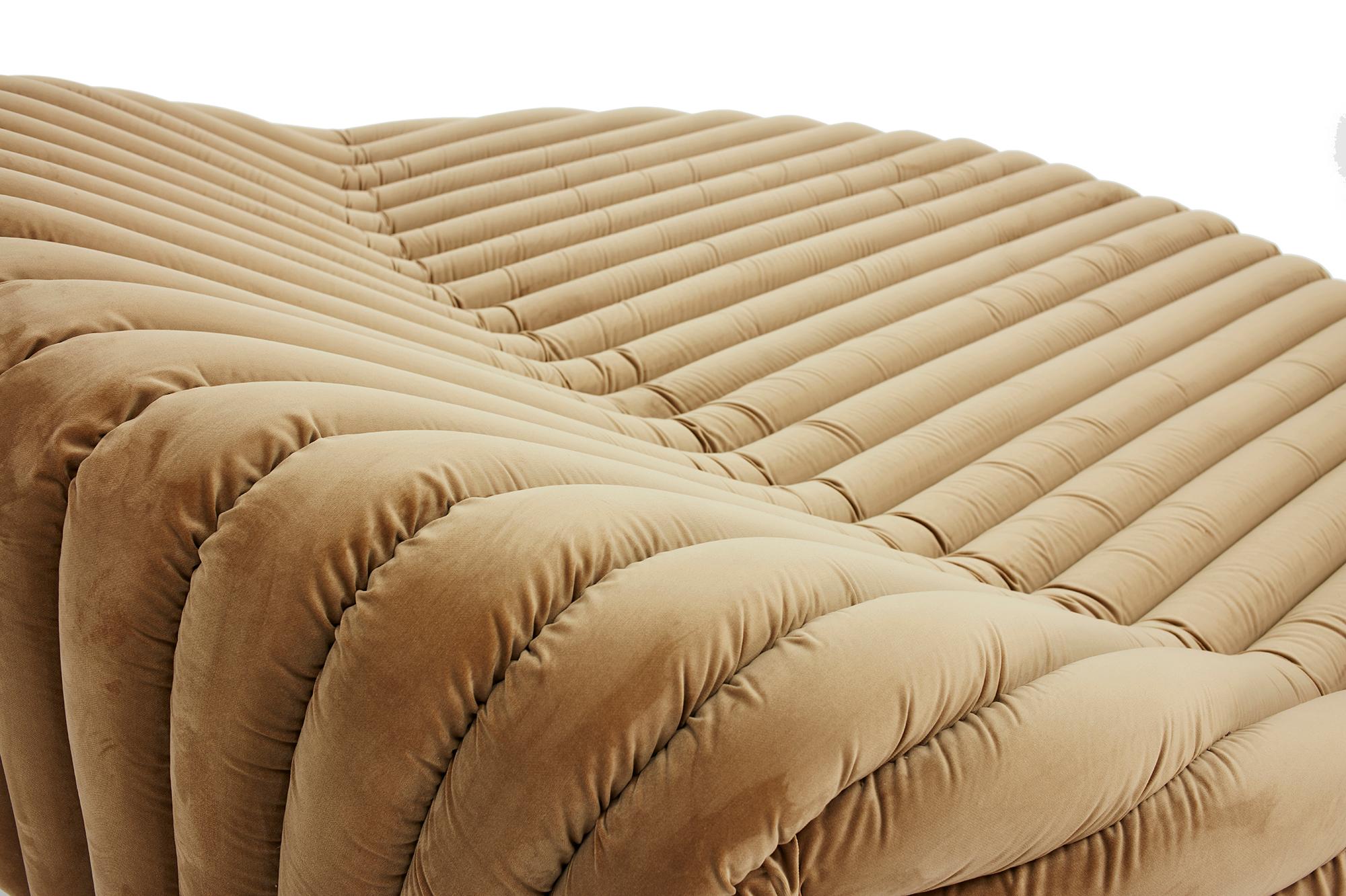 Jonas Van Put Contemporary Daybed Sofa In Excellent Condition In Antwerp, BE