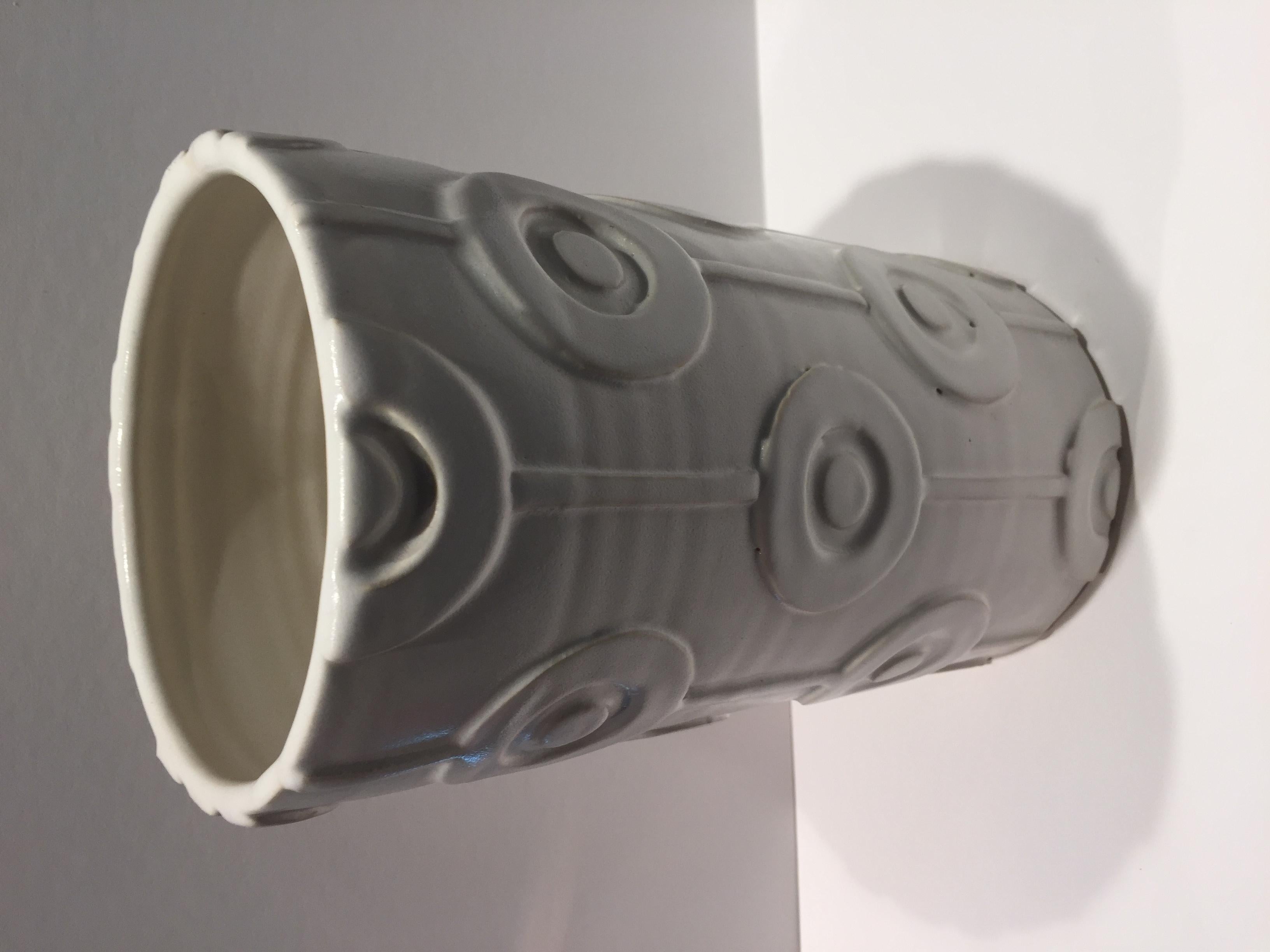 Vase en céramique Jonathan Adler Couture Excellent état - En vente à Westport, CT