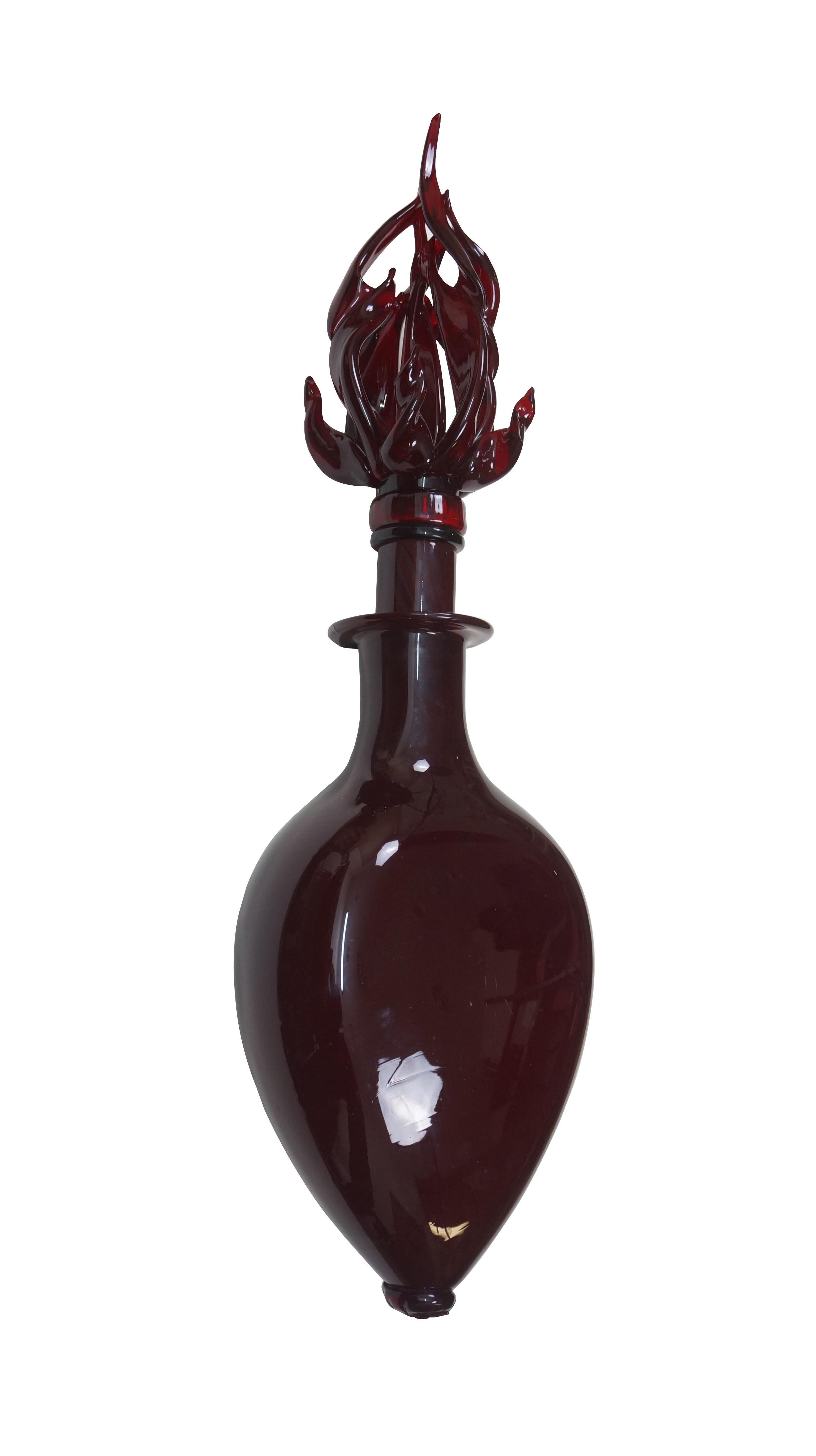 Postmoderne Sculpture en verre d'art Jonathan Glass Sacred Heart Decanter Bottle 35