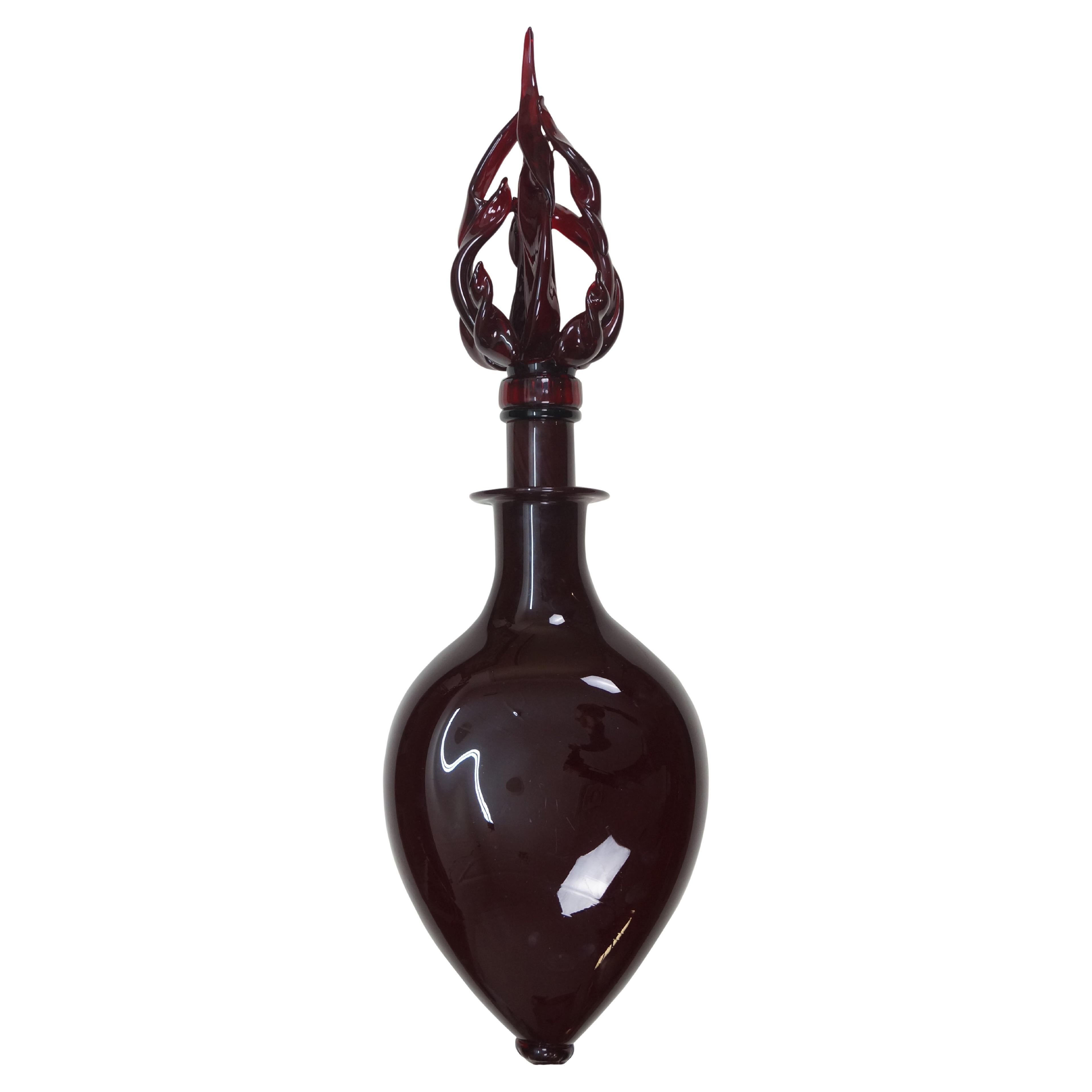 Sculpture en verre d'art Jonathan Glass Sacred Heart Decanter Bottle 35", rouge rubis en vente