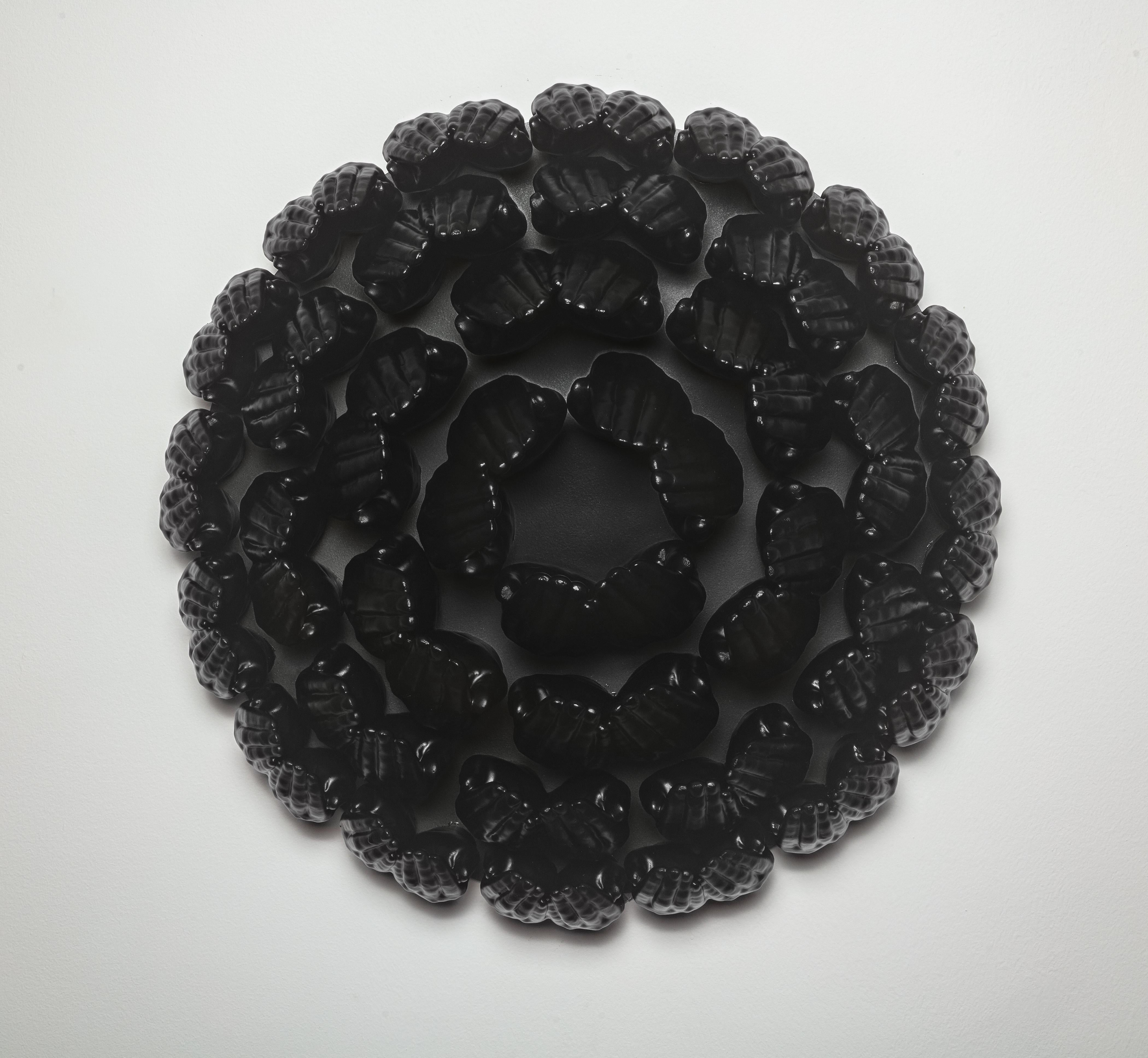 Jonathan Ferrara Figurative Sculpture - Worship (Black)
