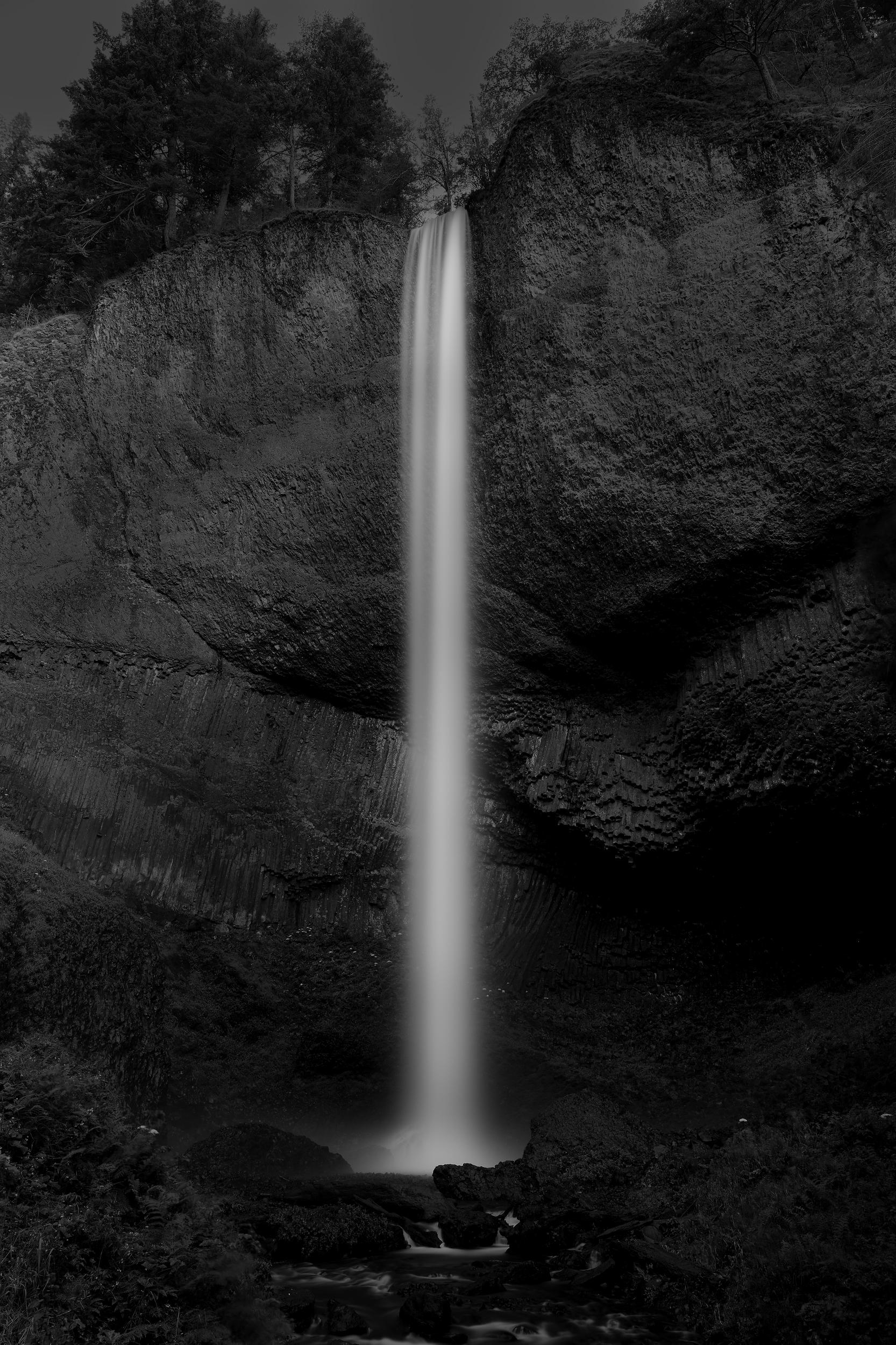 Black and White Photograph Jonathan Knight - Chute d
eau VIII